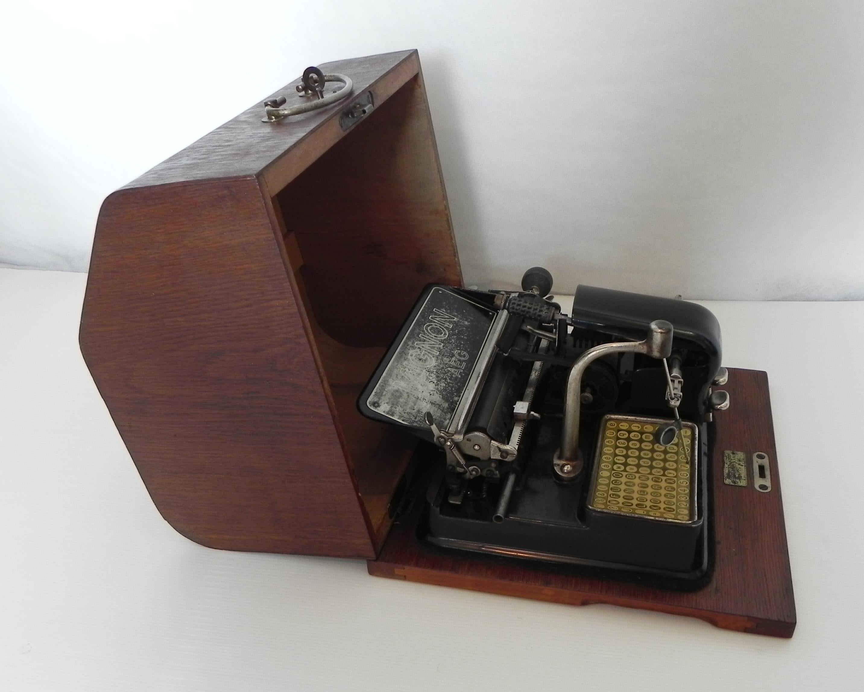 aEG Mignon typewriter, 1920s. For Sale 6