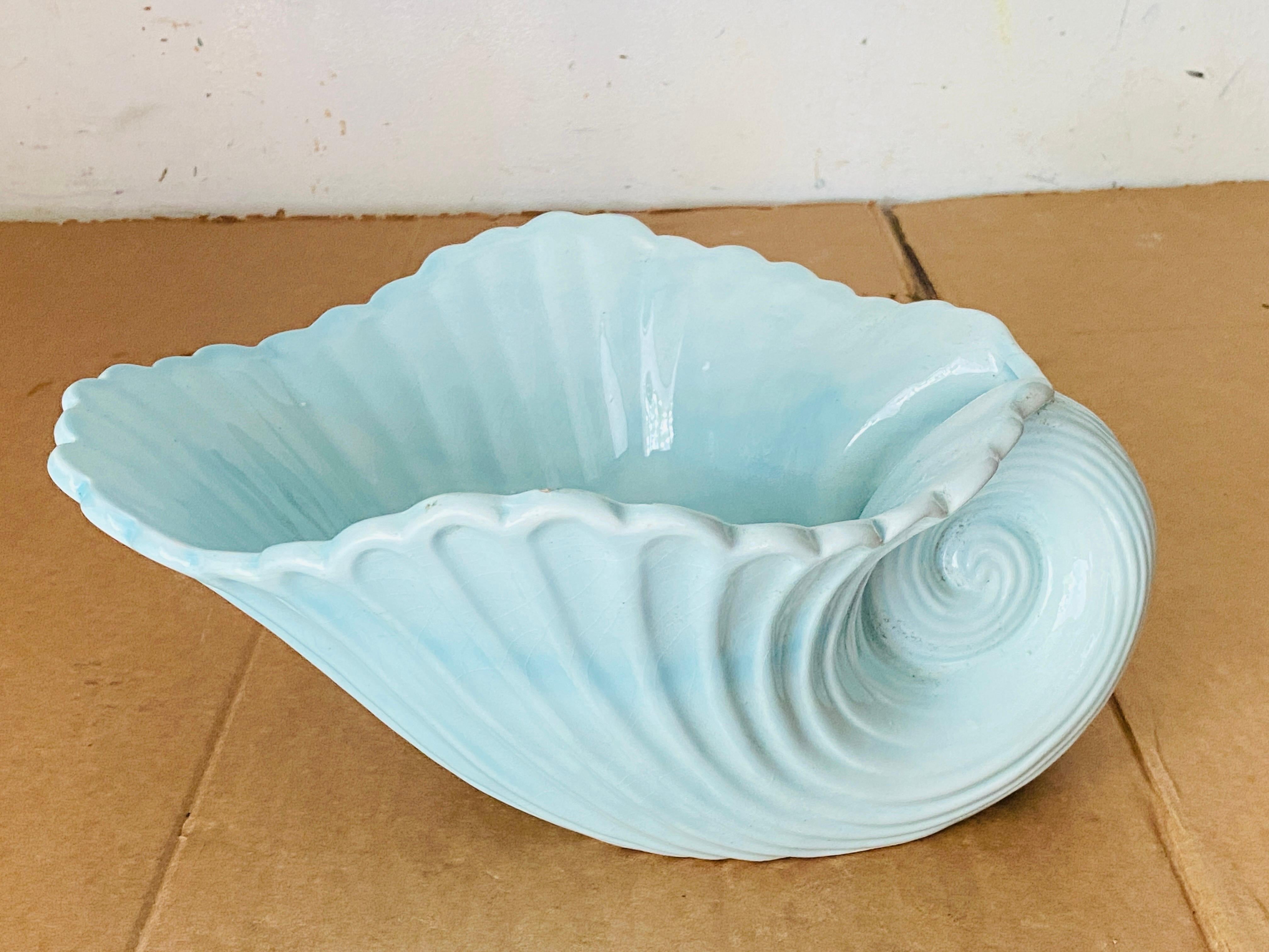 Maccoy Ceramic Vide Poche Blue Color 1960 United States In Good Condition For Sale In Auribeau sur Siagne, FR