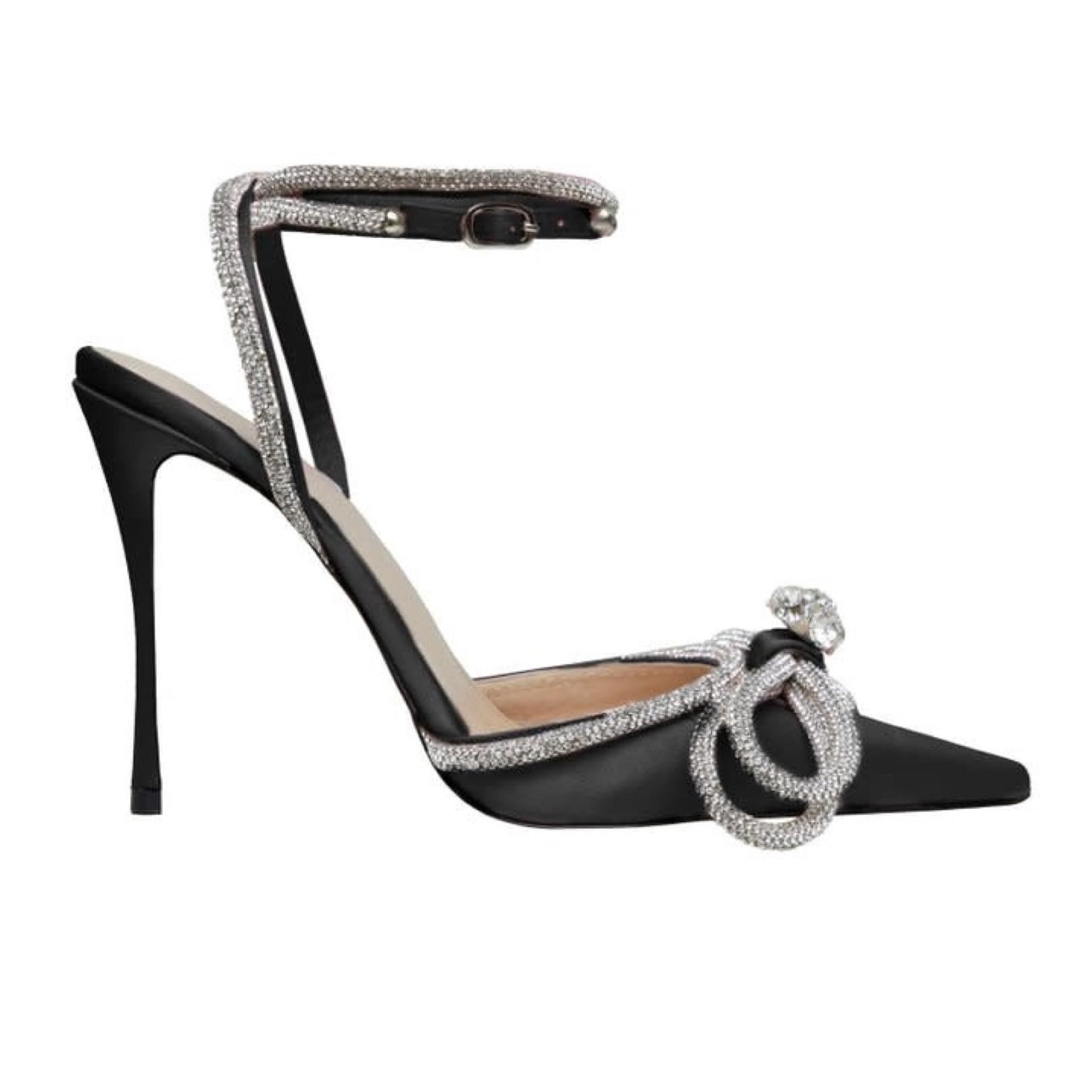 Mach and Mach Double Bow Crystal Embellished Satin Pumps (41 EU) at 1stDibs  | mach and mach bow heels, mach mach black heels, mach and mach black bow  heels