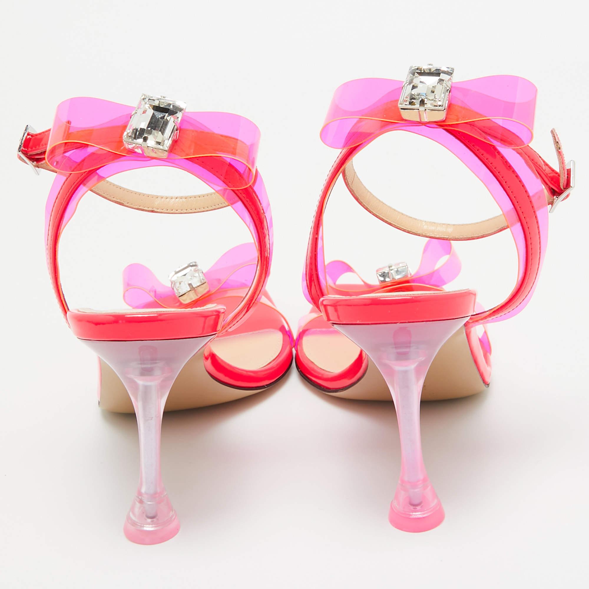 Mach & Mach Neon Pink PVC and Patent Leather French Bow Sandals Size 40.5 In Excellent Condition For Sale In Dubai, Al Qouz 2