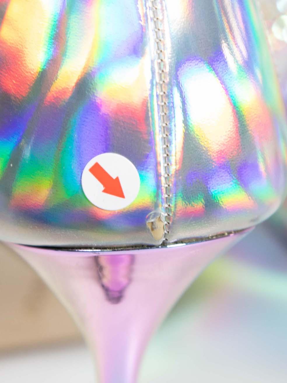 Mach & Mach Zapatos de tacón plateados con adornos iridiscentes Talla IT 39.5 en venta 2