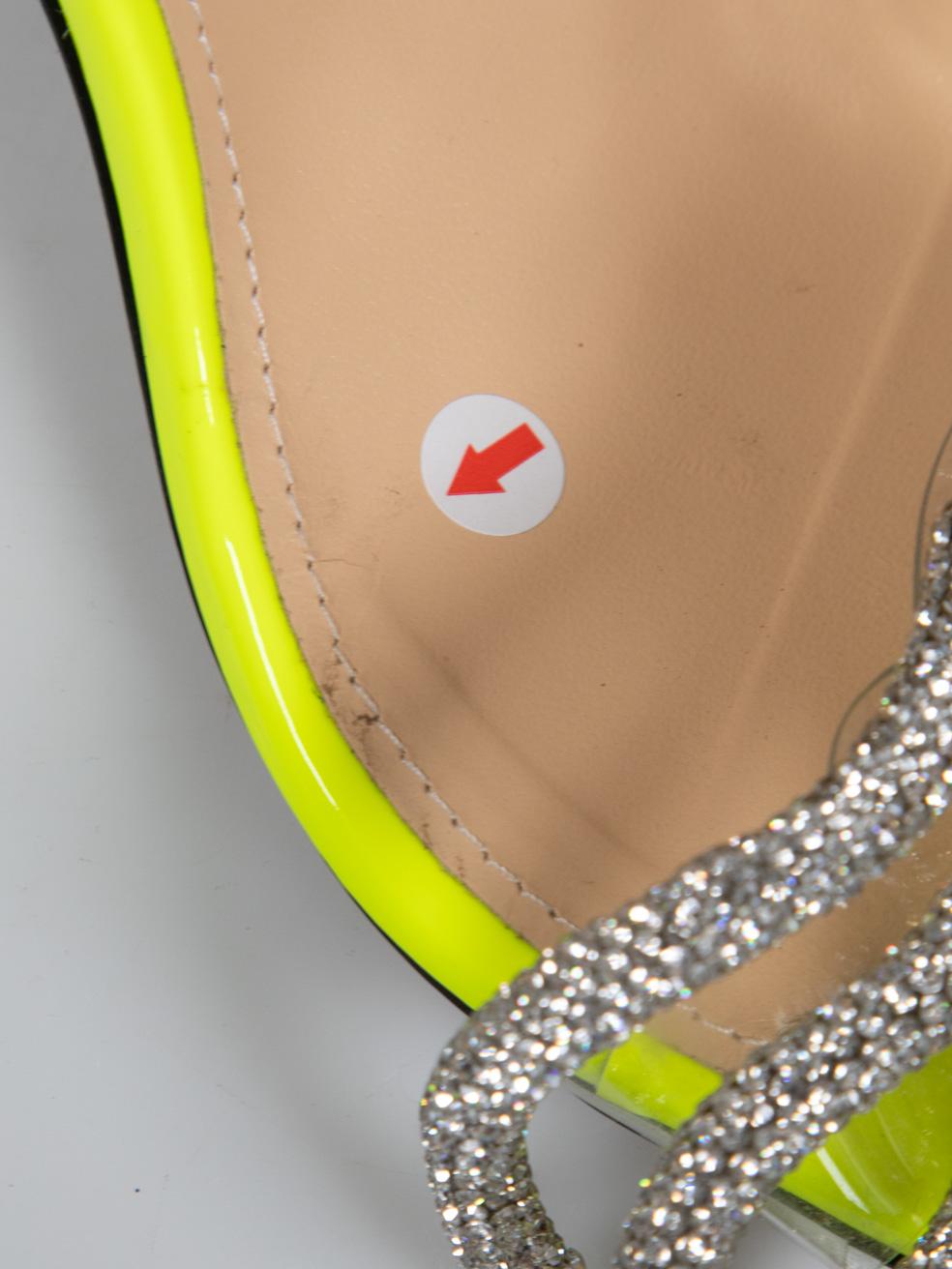 Mach & Mach Sandalias de charol amarillo con doble lazo talla IT 37 en venta 2