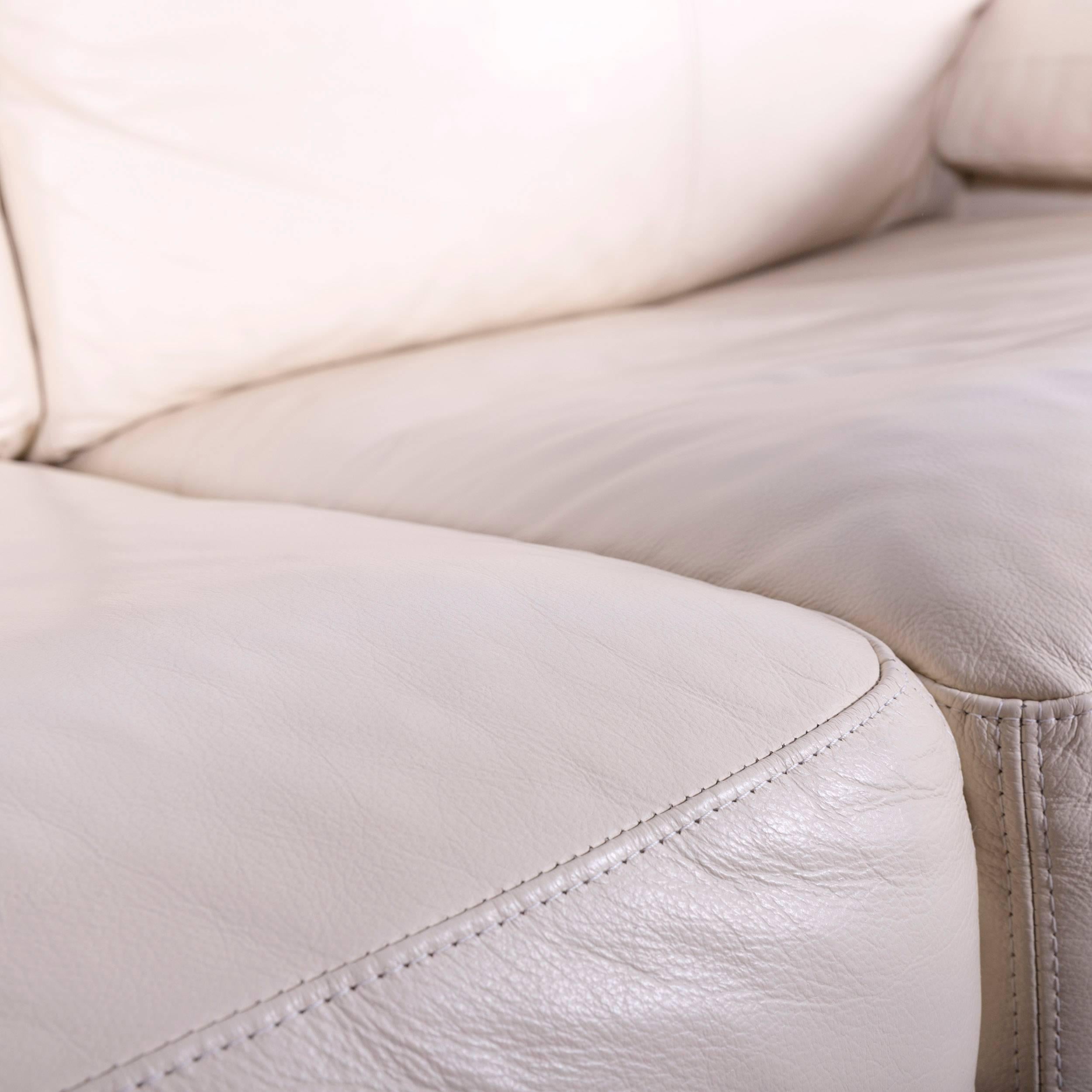 Machalke Crack Leder-Sofa mit zwei Sitzen und cremefarbenem Krappen im Zustand „Gut“ in Cologne, DE