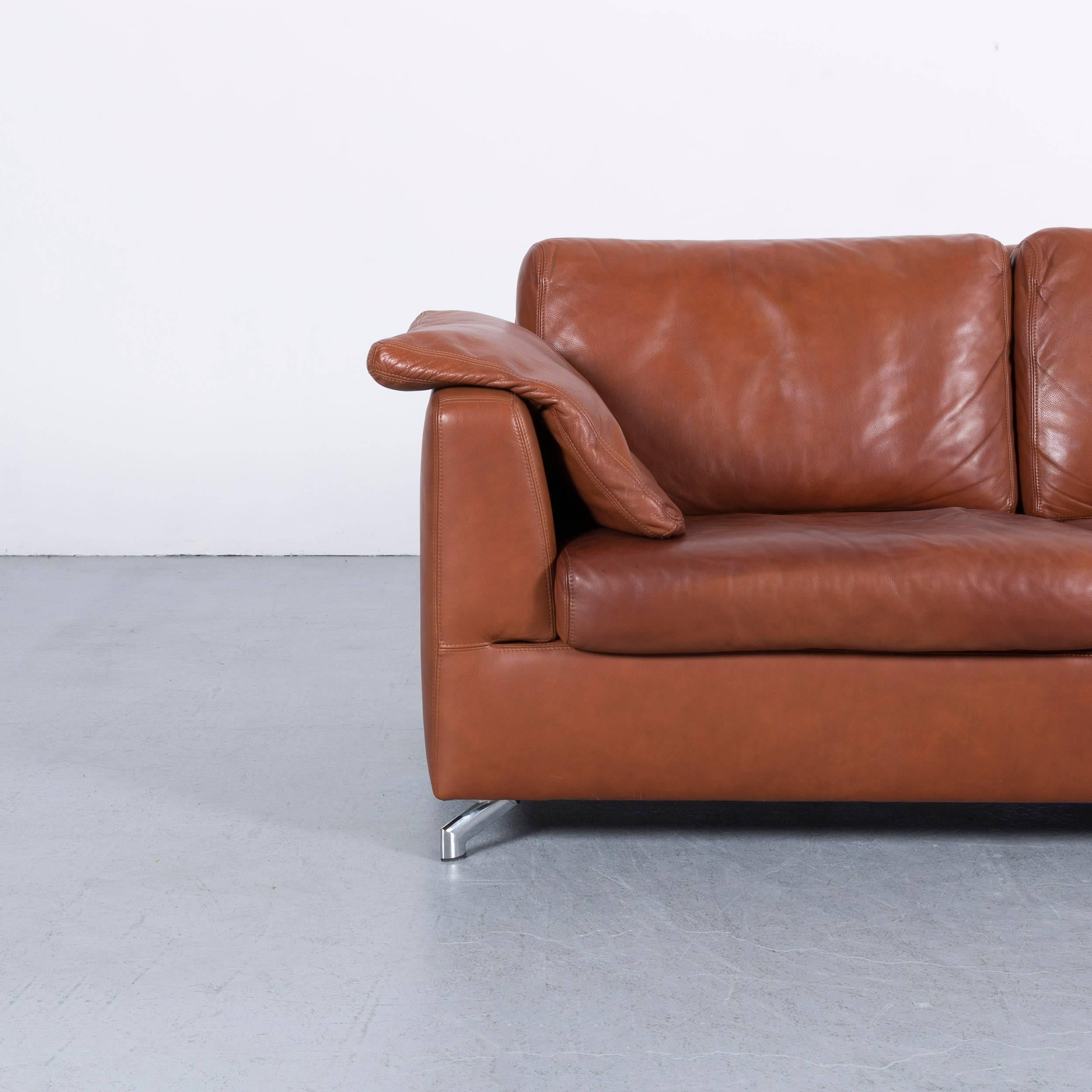 We bring to you an Machalke leather sofa brown two-seat couch.

































