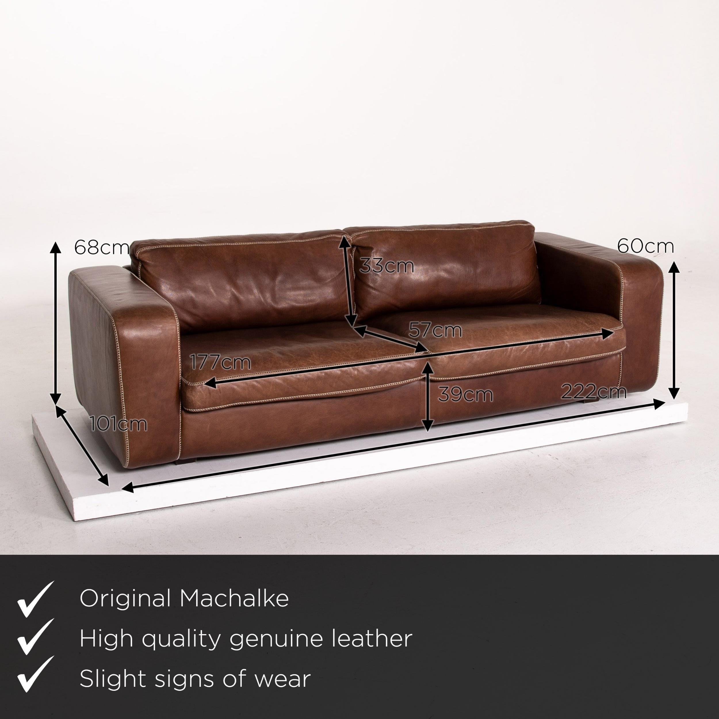 We present to you a Machalke Valentino leather sofa brown three-seat couch.
 
 

 Product measurements in centimeters:
 

Depth 101
Width 222
Height 68
Seat height 39
Rest height 60
Seat depth 57
Seat width 177
Back height 33.