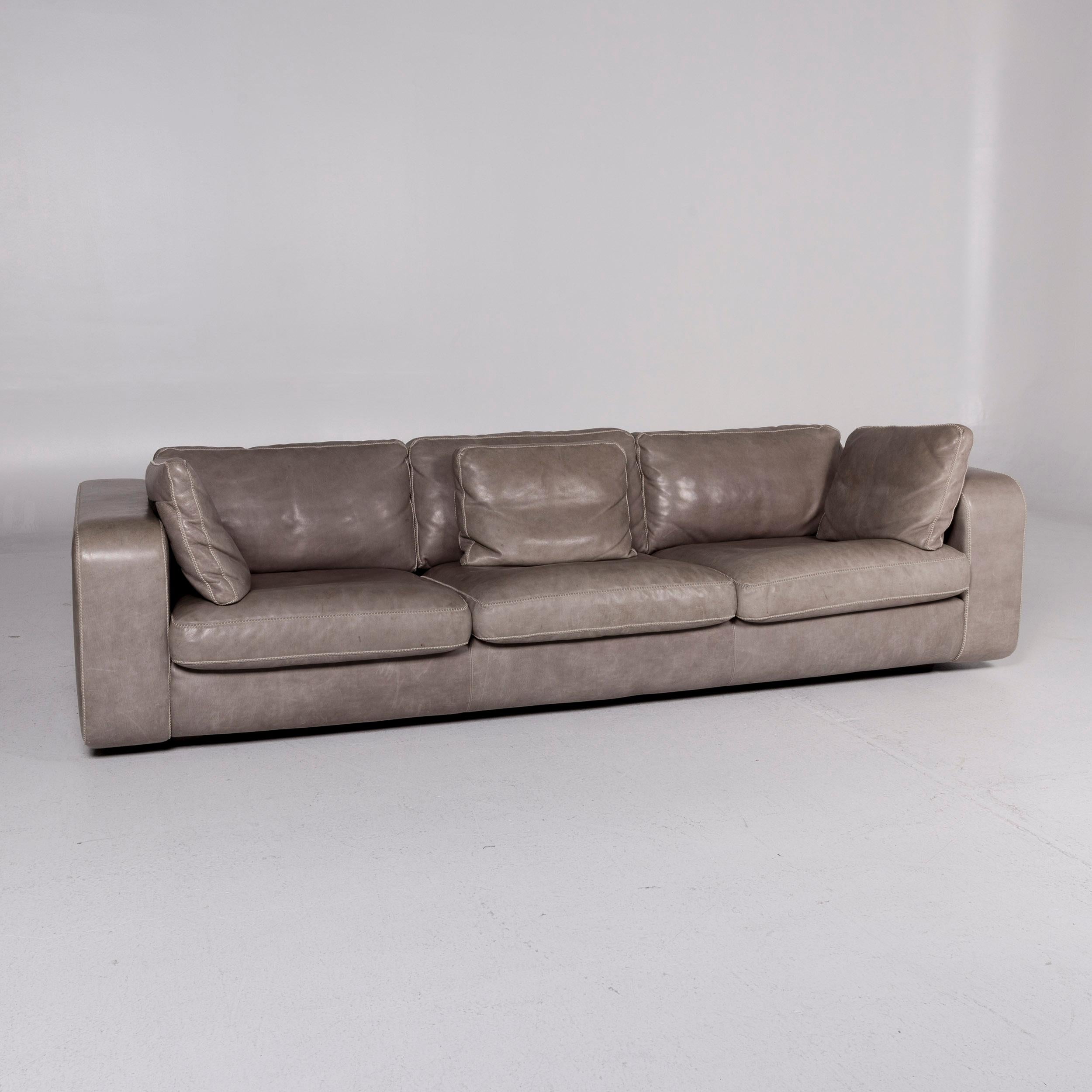 We bring to you a Machalke Valentino leather sofa gray three-seat couch.

 Product measurements in centimeters:
 
Depth 101
Width 267
Height 66
Seat-height 37
Rest-height 55
Seat-depth 56
Seat-width 223
Back-height 38.
 
