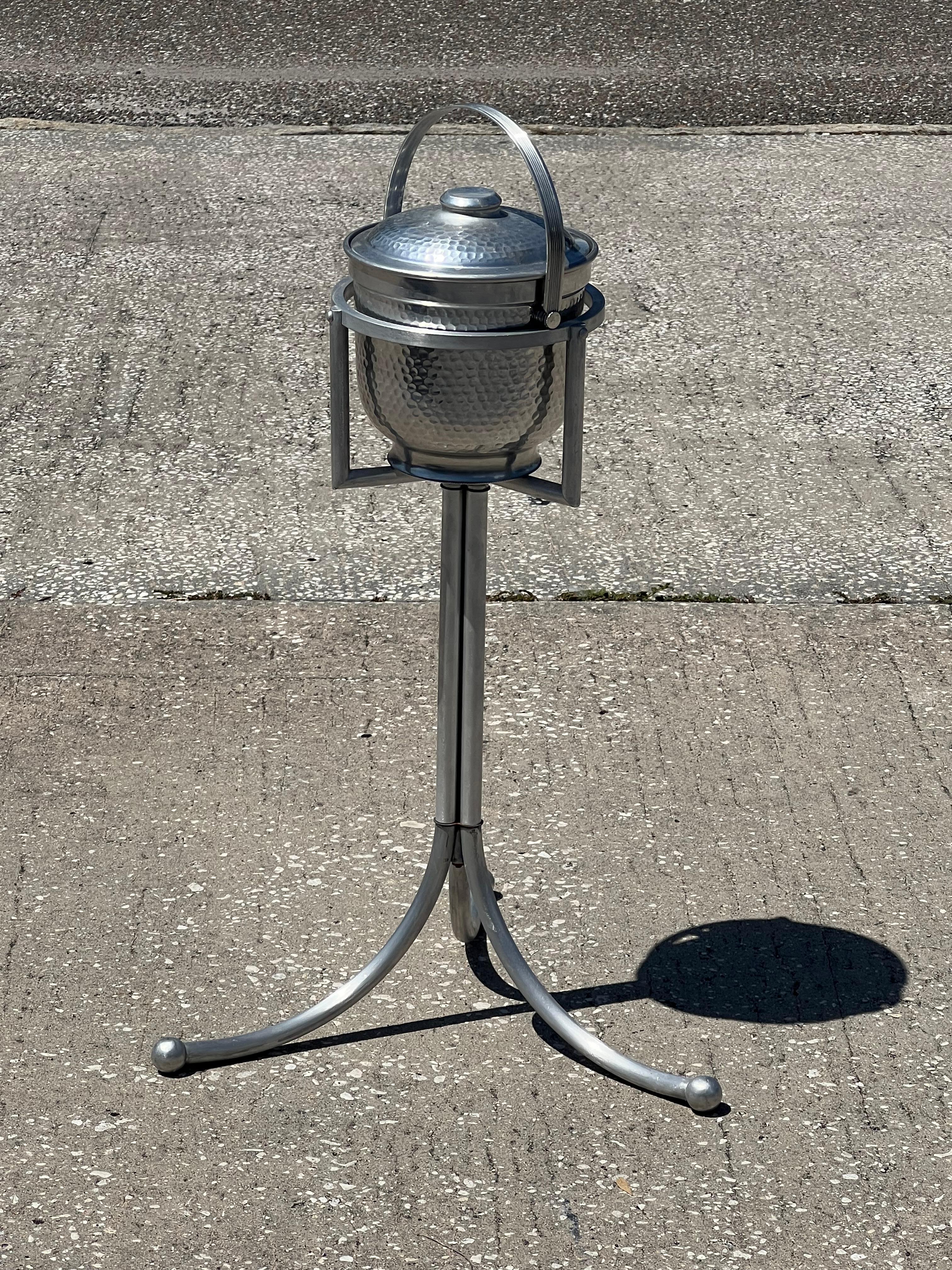 Machine Age Aluminum Tripod Stand With Ice Bucket! For Sale 8