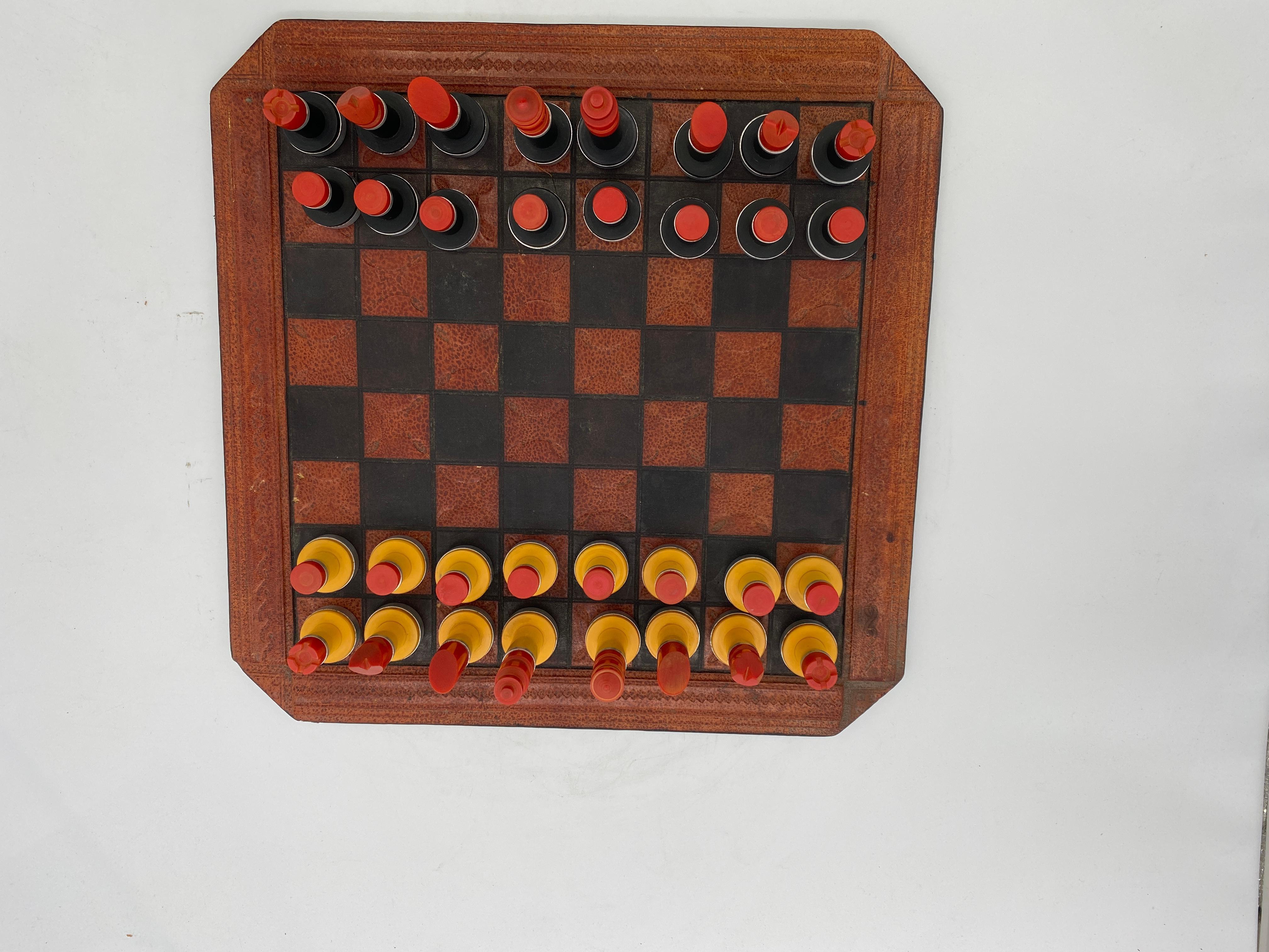 Machine Age Art Deco Bakelite Chess Set w/ Machined Alumminum Bases 4