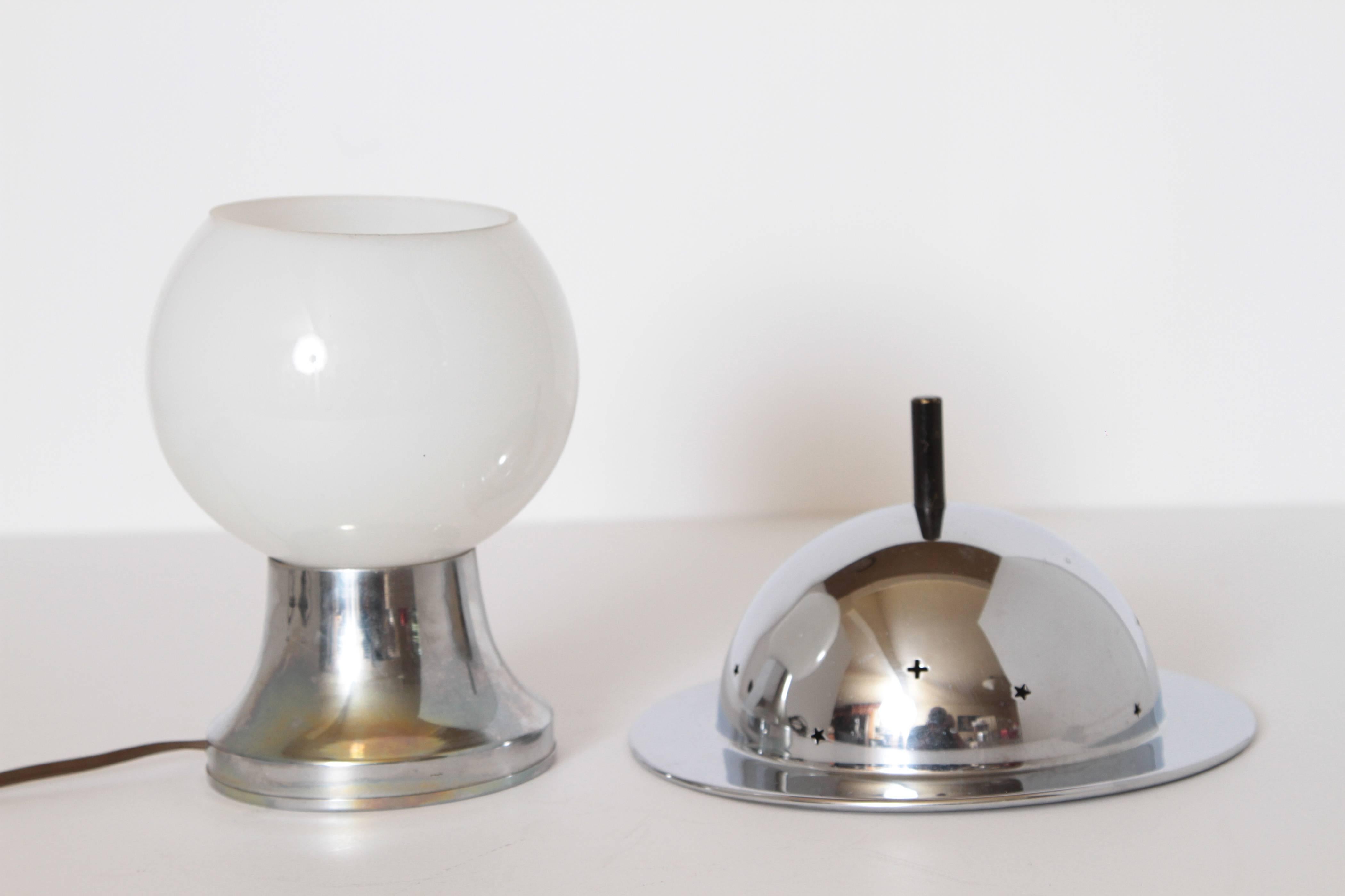 Machine Age Art Deco Chase Constellation Table Lamp by Walter Von Nessen Saturn In Good Condition For Sale In Dallas, TX