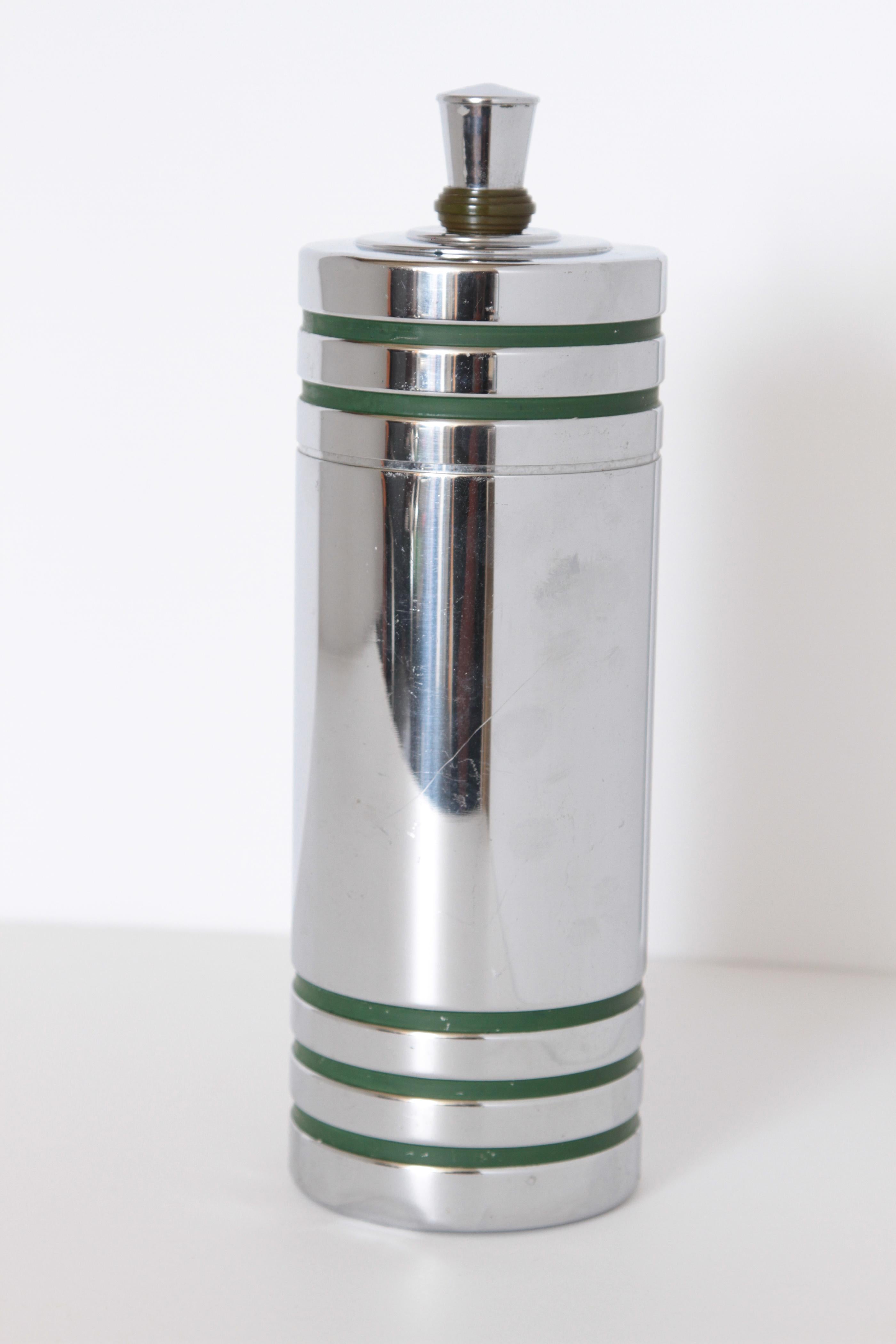 Machine Age Art Deco Chase Gaiety Cocktail Shaker in Rare Green Catalin In Good Condition In Dallas, TX