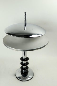Machine Age Art Deco Chrome and Black Table Lamp by Aladdin
