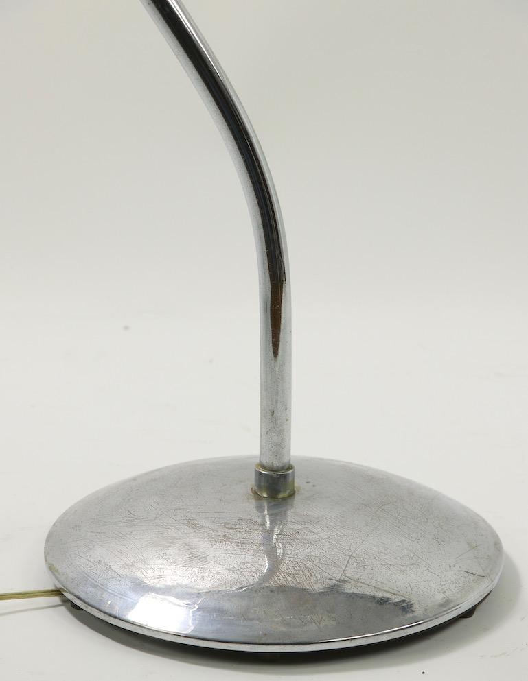 20th Century Machine Age Art Deco Chrome Floor Lamp of Exaggerated Curved Form For Sale