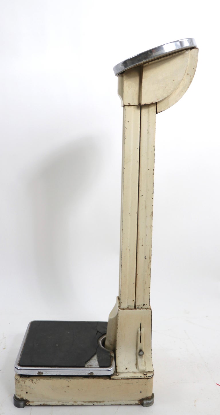 Báscula de suelo modelo médico o de baño Art Decó de Hanso en venta en  1stDibs España, image size:768x1450