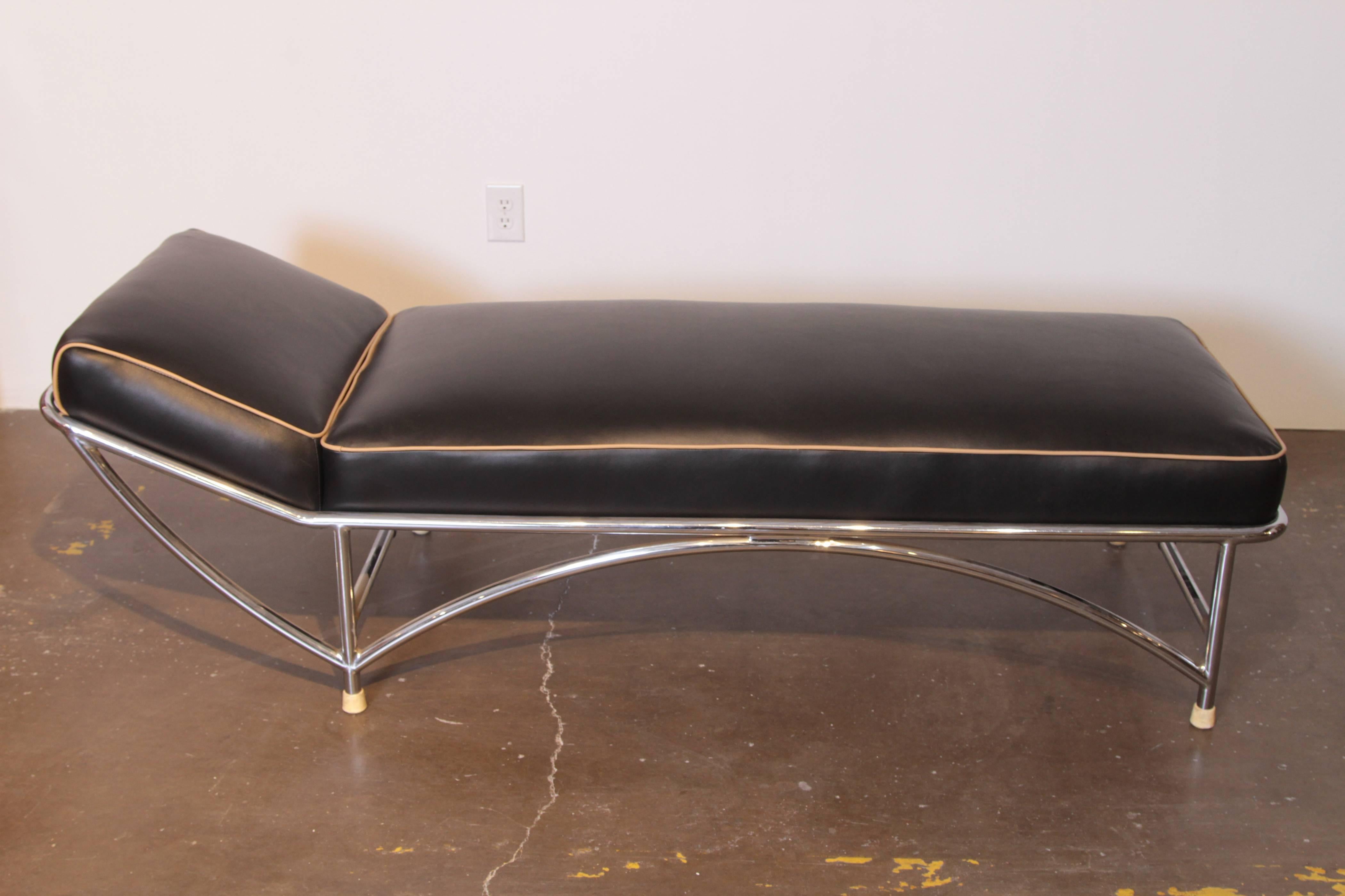 Machine Age Art Deco KEM Weber attributed Lloyd Chromium Furniture Daybed, Lloyd Loom, Lloyd's. Chaise lounge. 

Streamline architectural design attributed to KEM Weber for Lloyd Loom / early Lloyd's chrome.
Significantly earlier and more