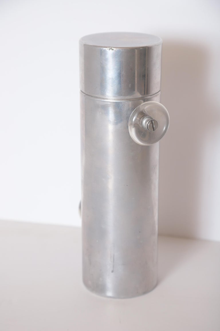 20th Century Machine Age Art Deco Mid Century Konga Cocktail Shaker by Kromex  Lucite Handles For Sale