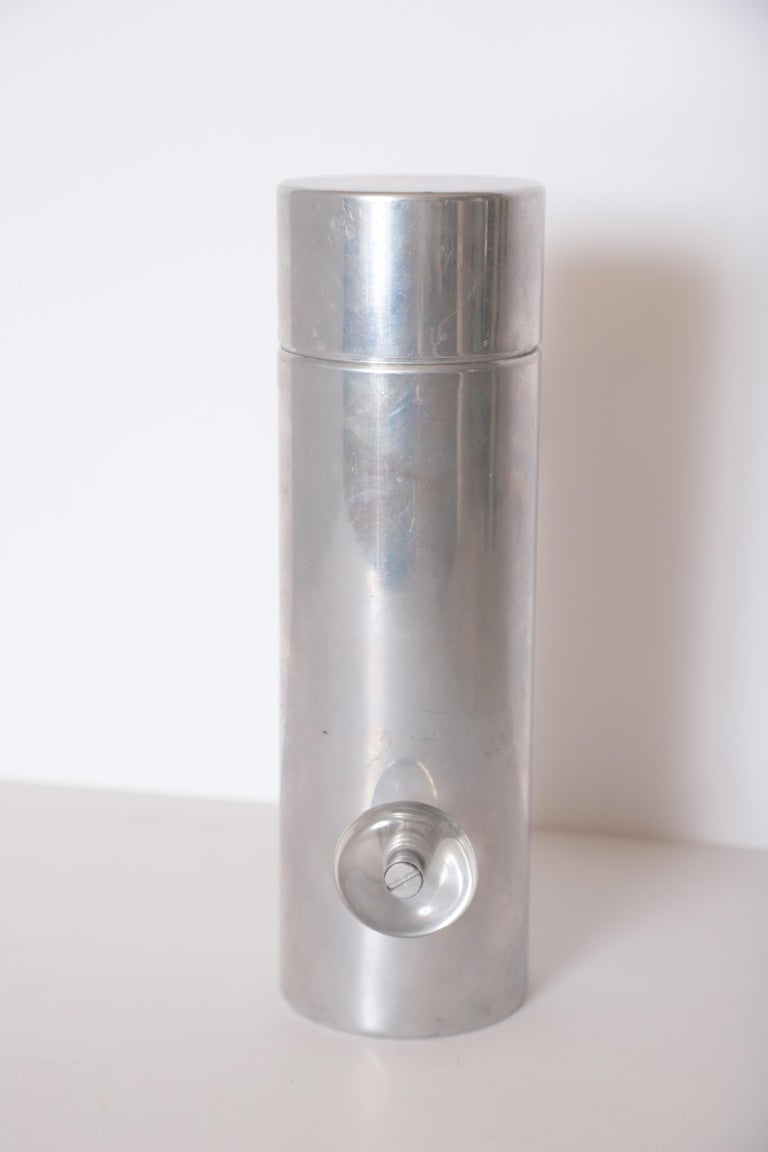 Machine Age Art Deco Mid Century Konga Cocktail Shaker by Kromex  Lucite Handles For Sale 1