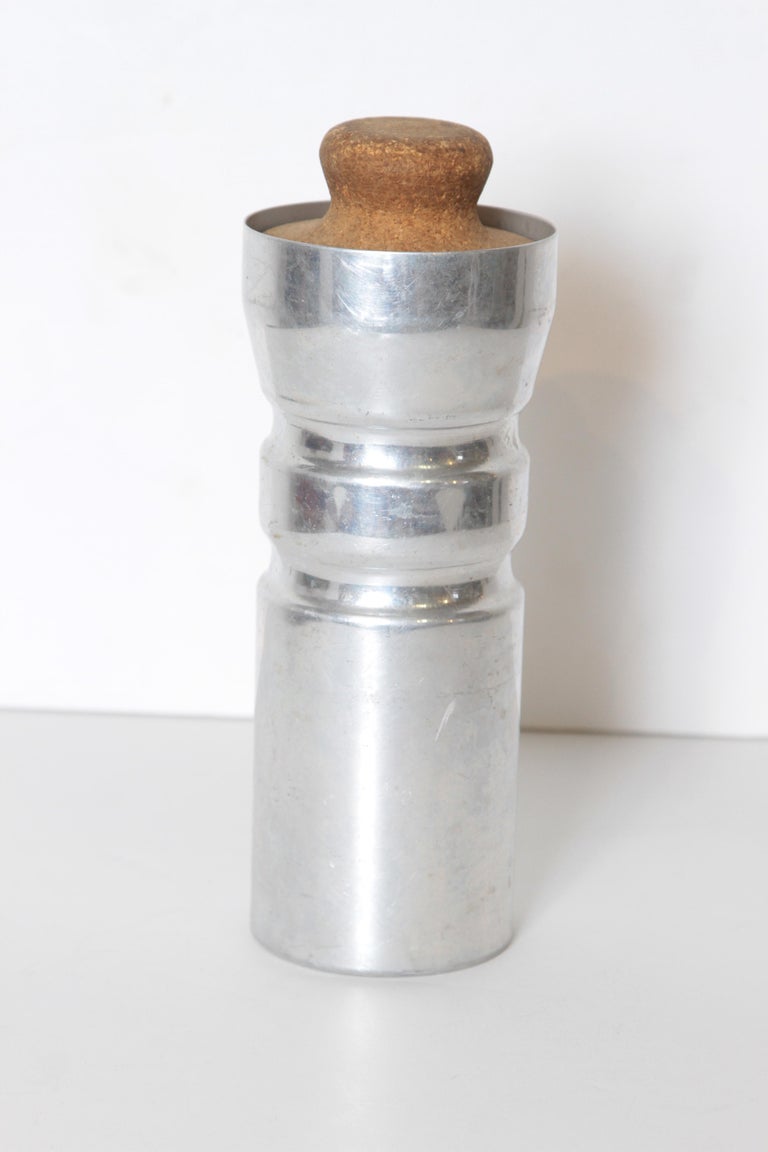 Mid-Century Modern Machine Age Art Deco Rare Schlumbohm Fahrenheitor Cocktail Shaker for Chemex For Sale