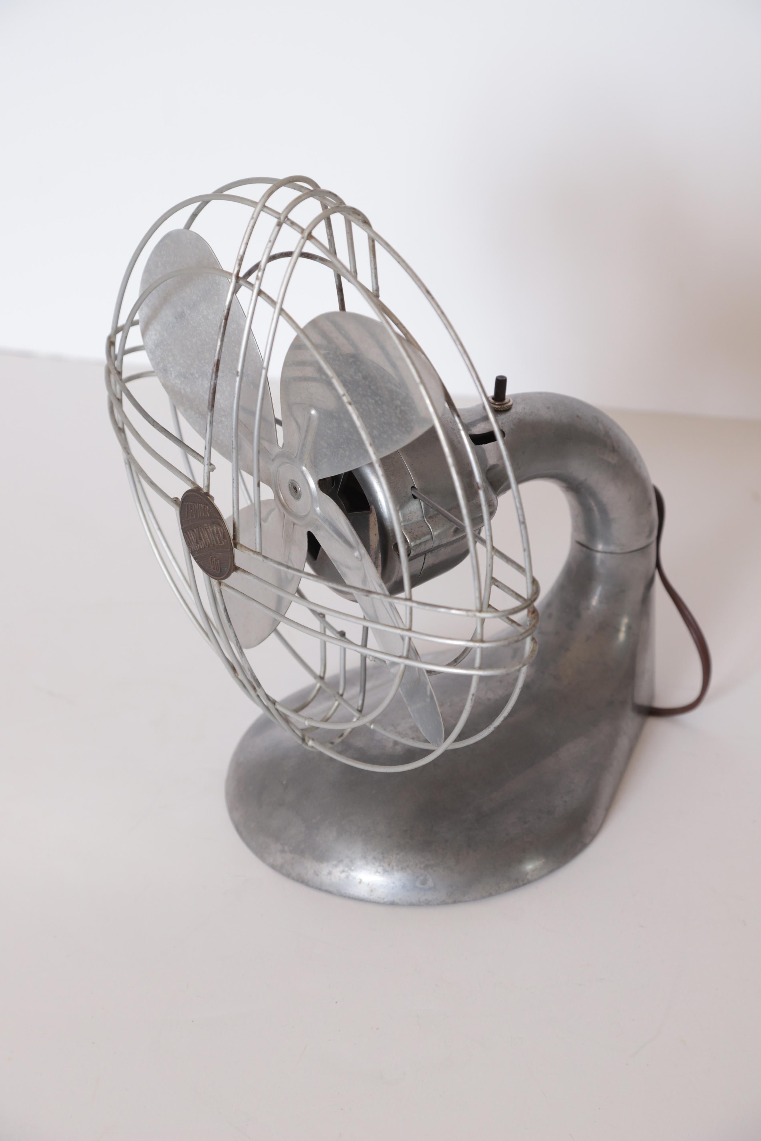 Machine Age Art Deco Streamline Aluminum Zephyr Airkooler Goose-Neck Fan For Sale 5