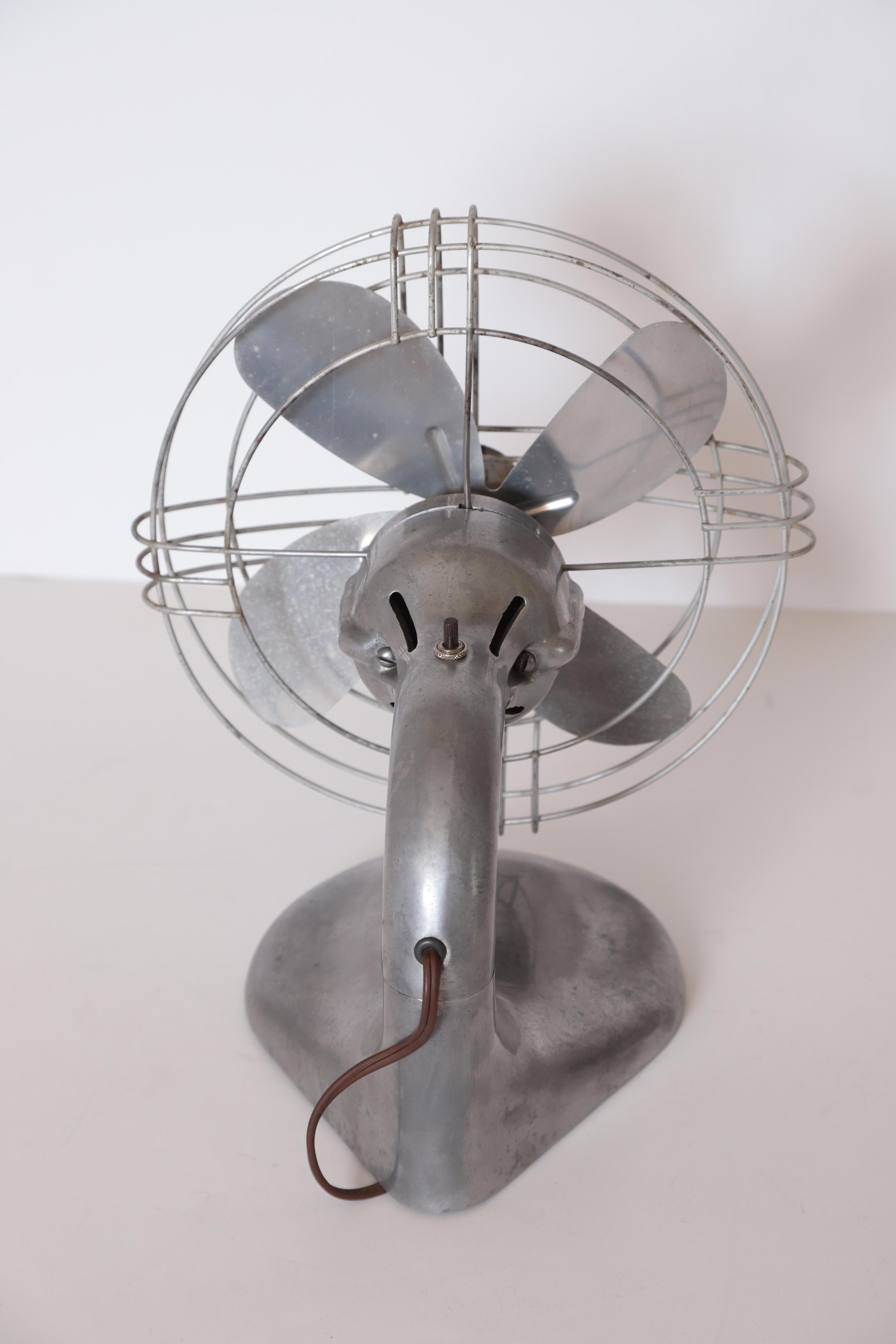 Machine Age Art Deco Streamline Aluminum Zephyr Airkooler Goose-Neck Fan For Sale 1