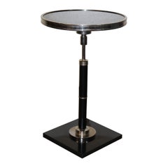Table d'appoint ronde de style Art Déco de l'ère de la machine avec plateau en granit, chrome et ébène