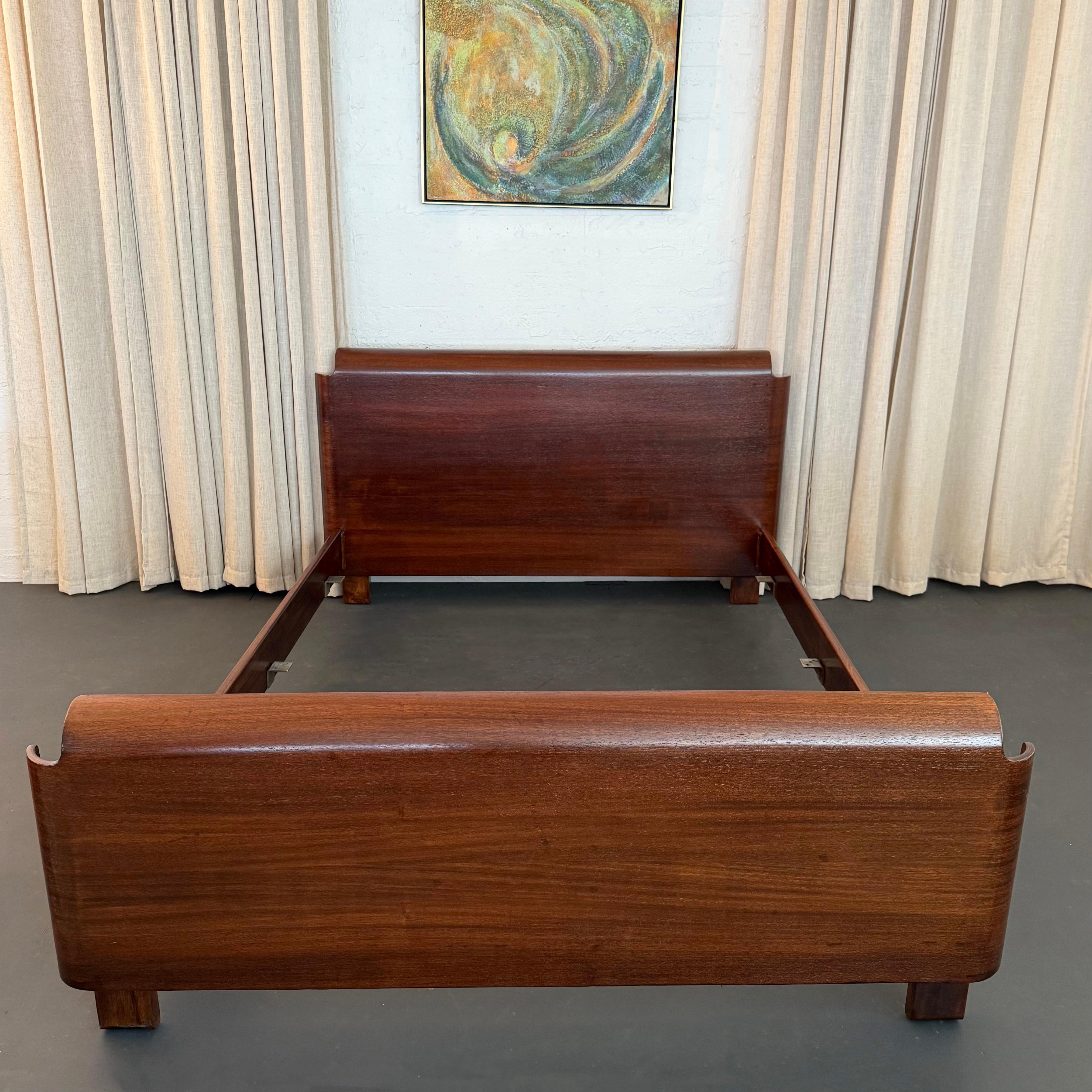 Machin-Age Art Deco Walnuss Bett von Paul Goldman für Plymodern Möbel im Angebot 5