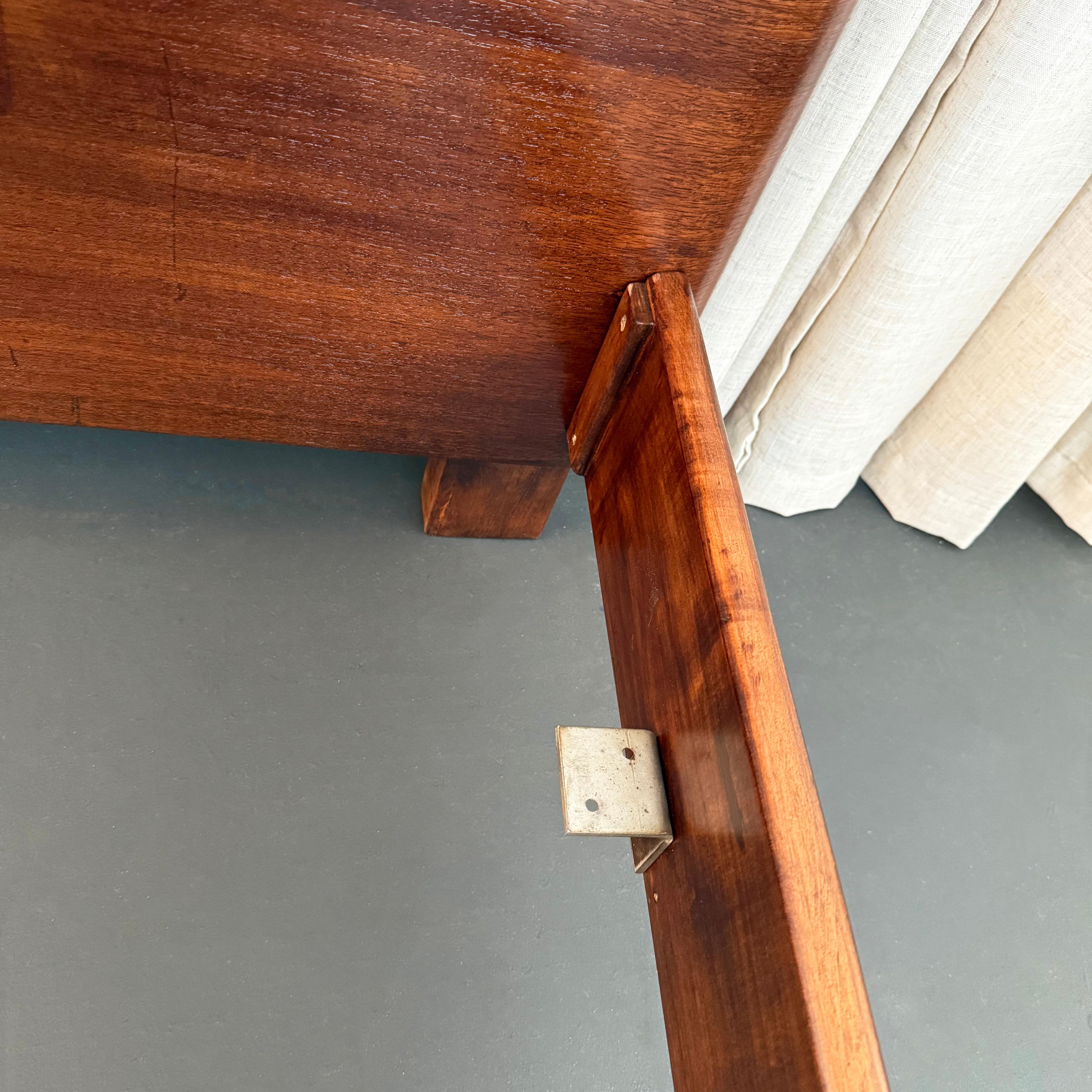 Machin-Age Art Deco Walnuss Bett von Paul Goldman für Plymodern Möbel im Angebot 6