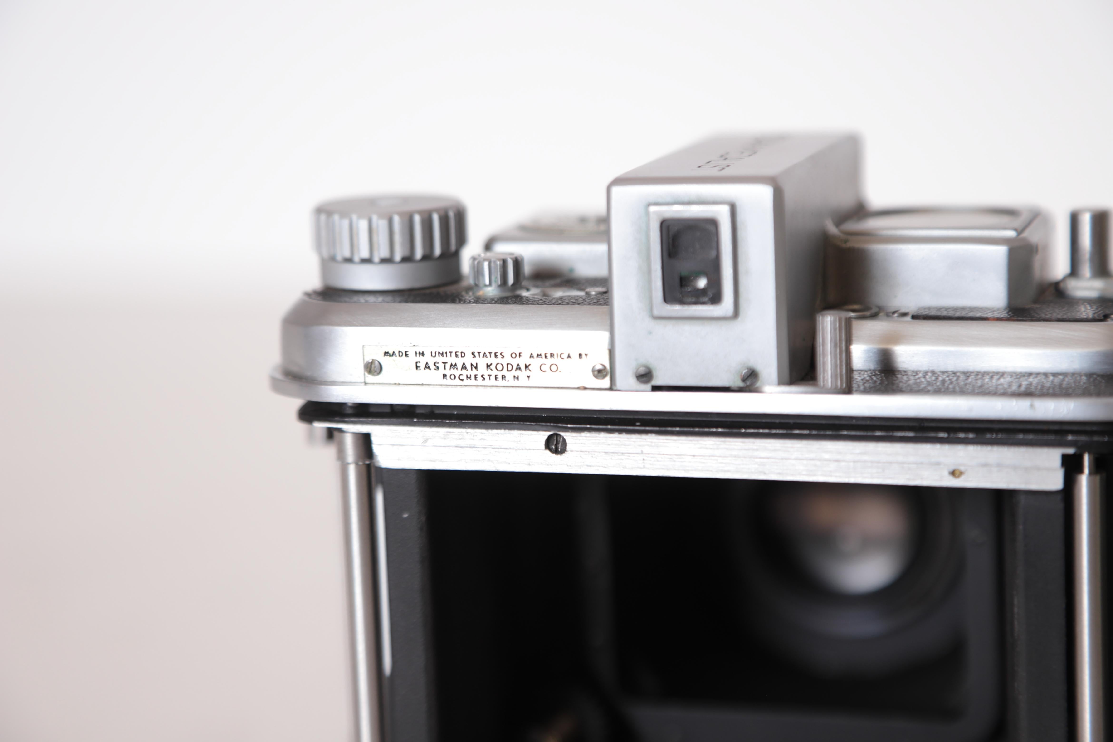 Machine Age Art Deco Walter Dorwin Teague Kodak Medalist Camera with Case For Sale 10