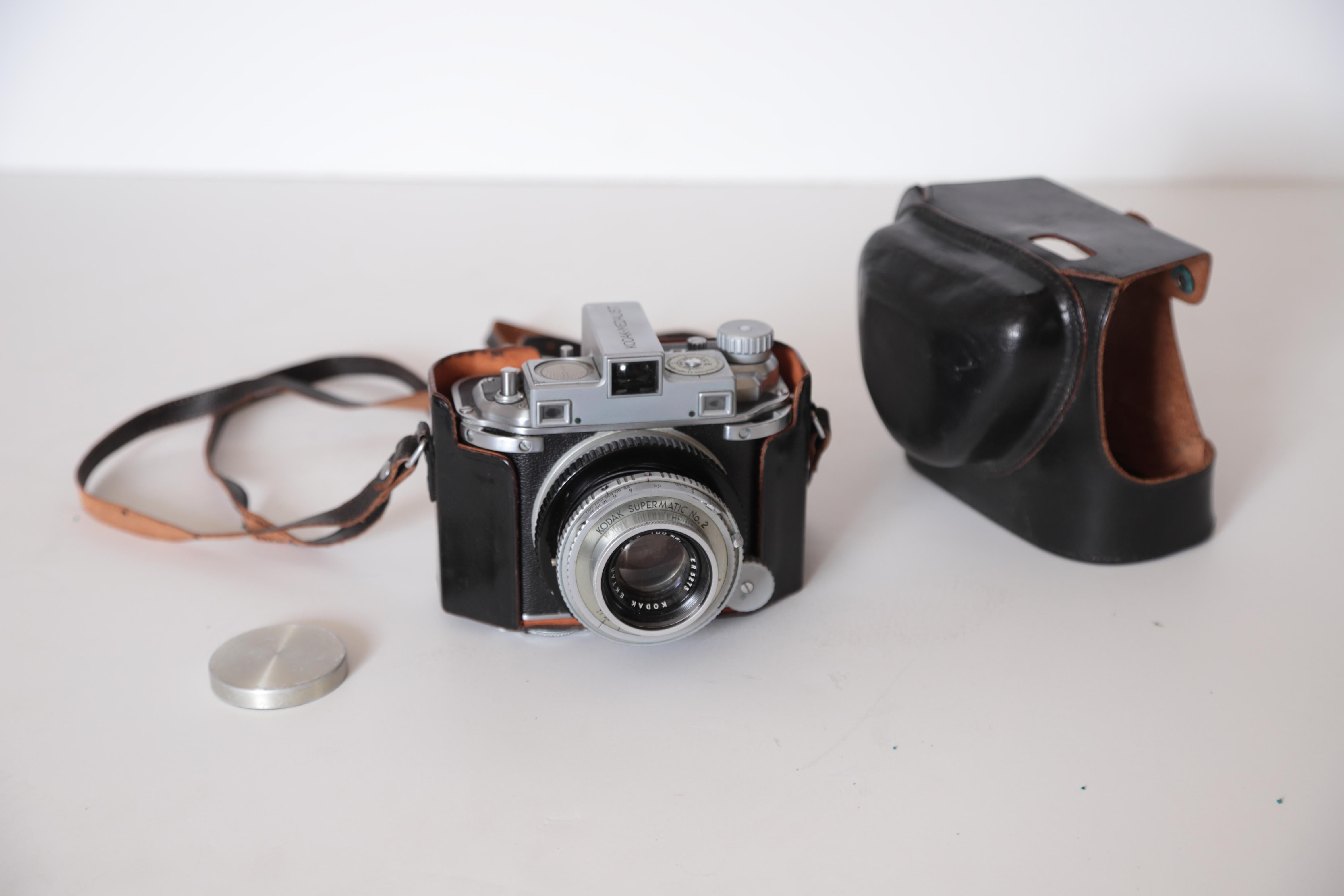 American Machine Age Art Deco Walter Dorwin Teague Kodak Medalist Camera with Case For Sale