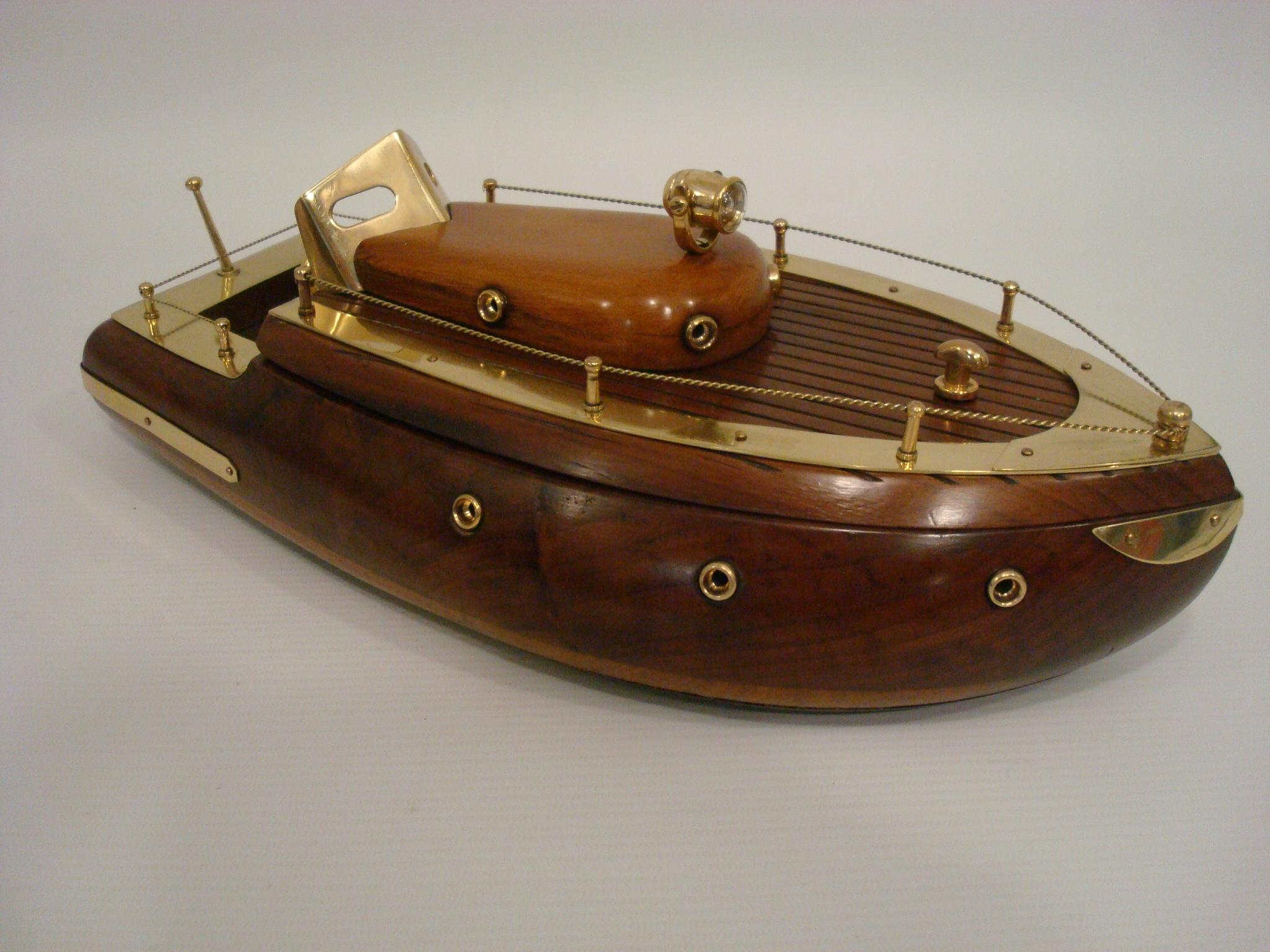 Machine Age / Art Deco Wood & Brass Speedboat Model Secret Box, circa 1930s For Sale 6