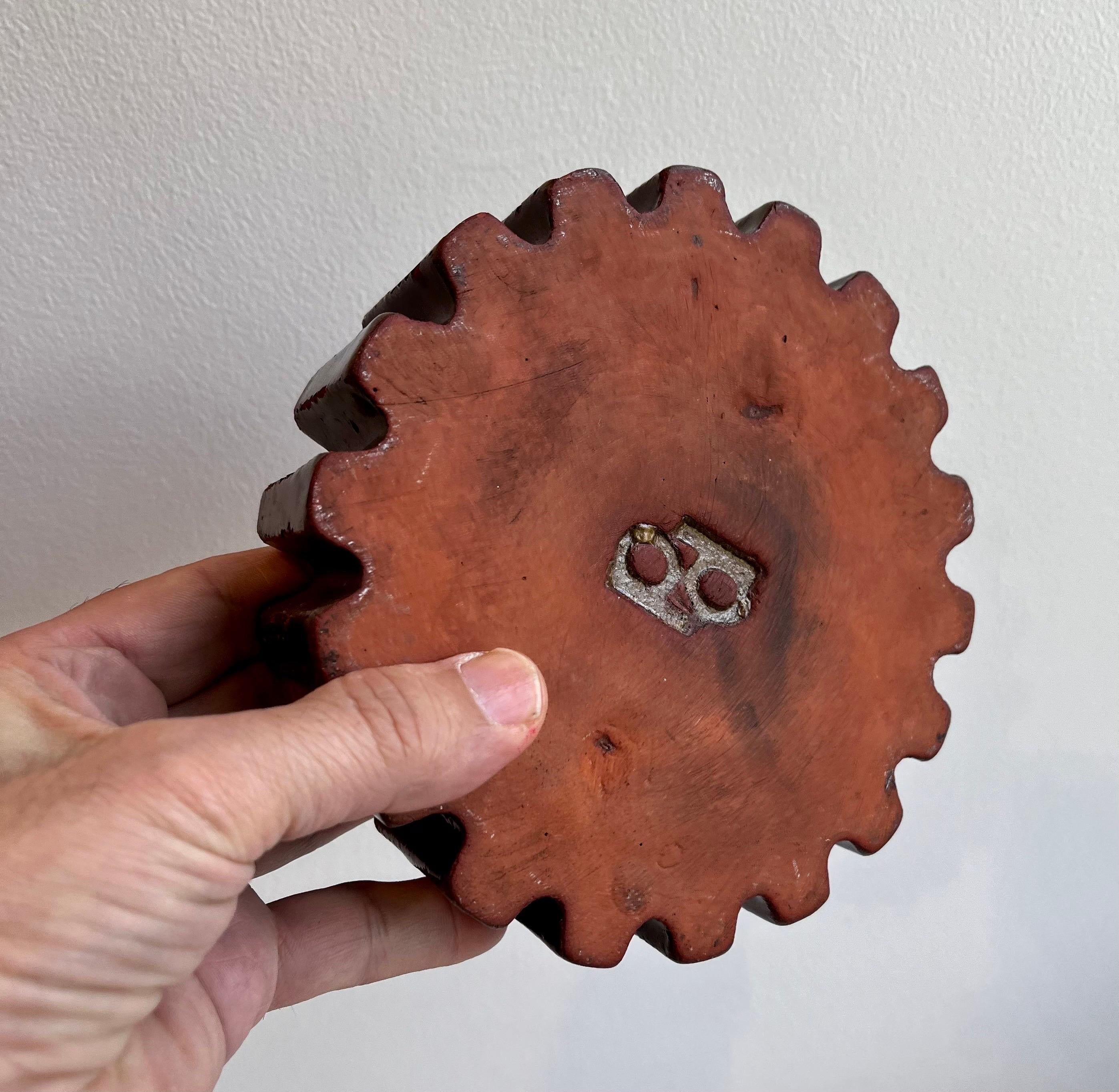 Machine Age Ashtray or Catchall in the form of a Gear For Sale 2