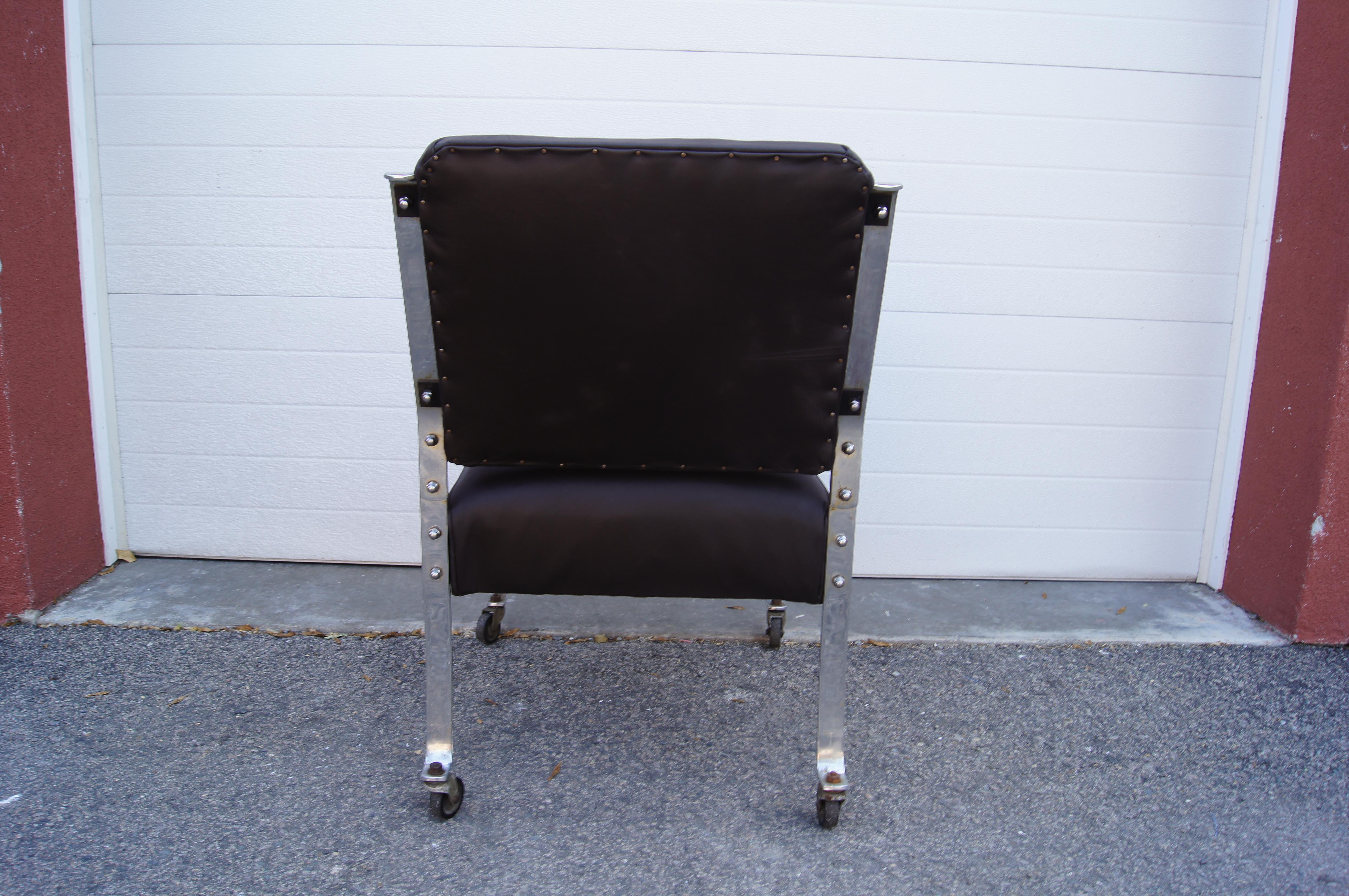 Chrome and Leather Armchair on Castors by McKay Furniture Company In Good Condition For Sale In Dorchester, MA