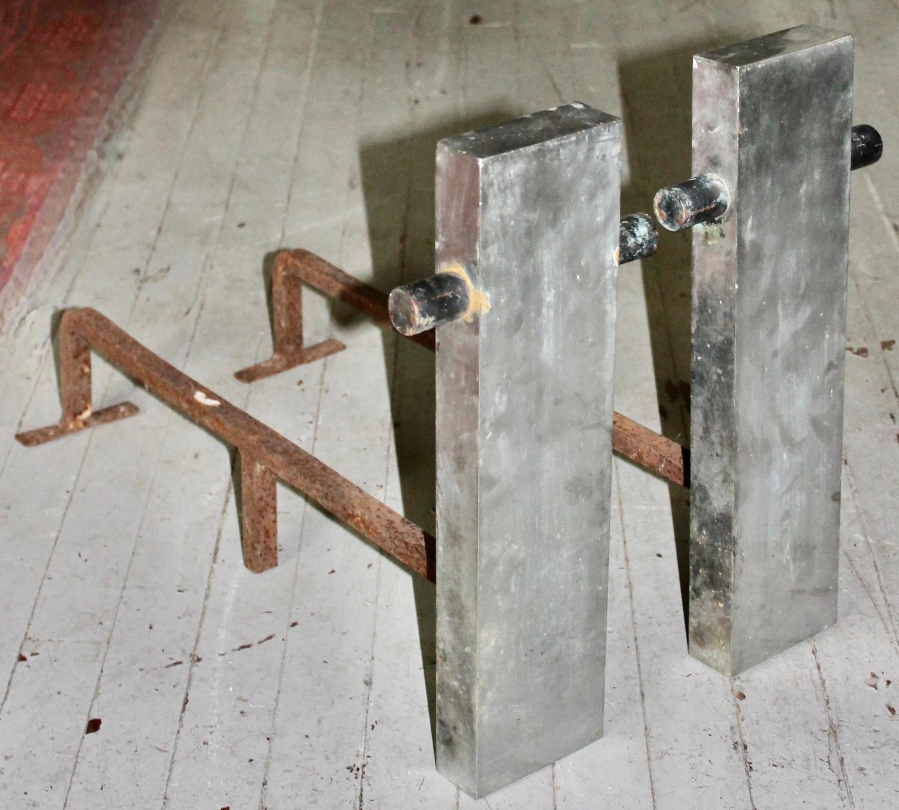 Andirons en cuivre et en acier de style Machine Age Donald Deskey Bon état - En vente à Sharon, CT