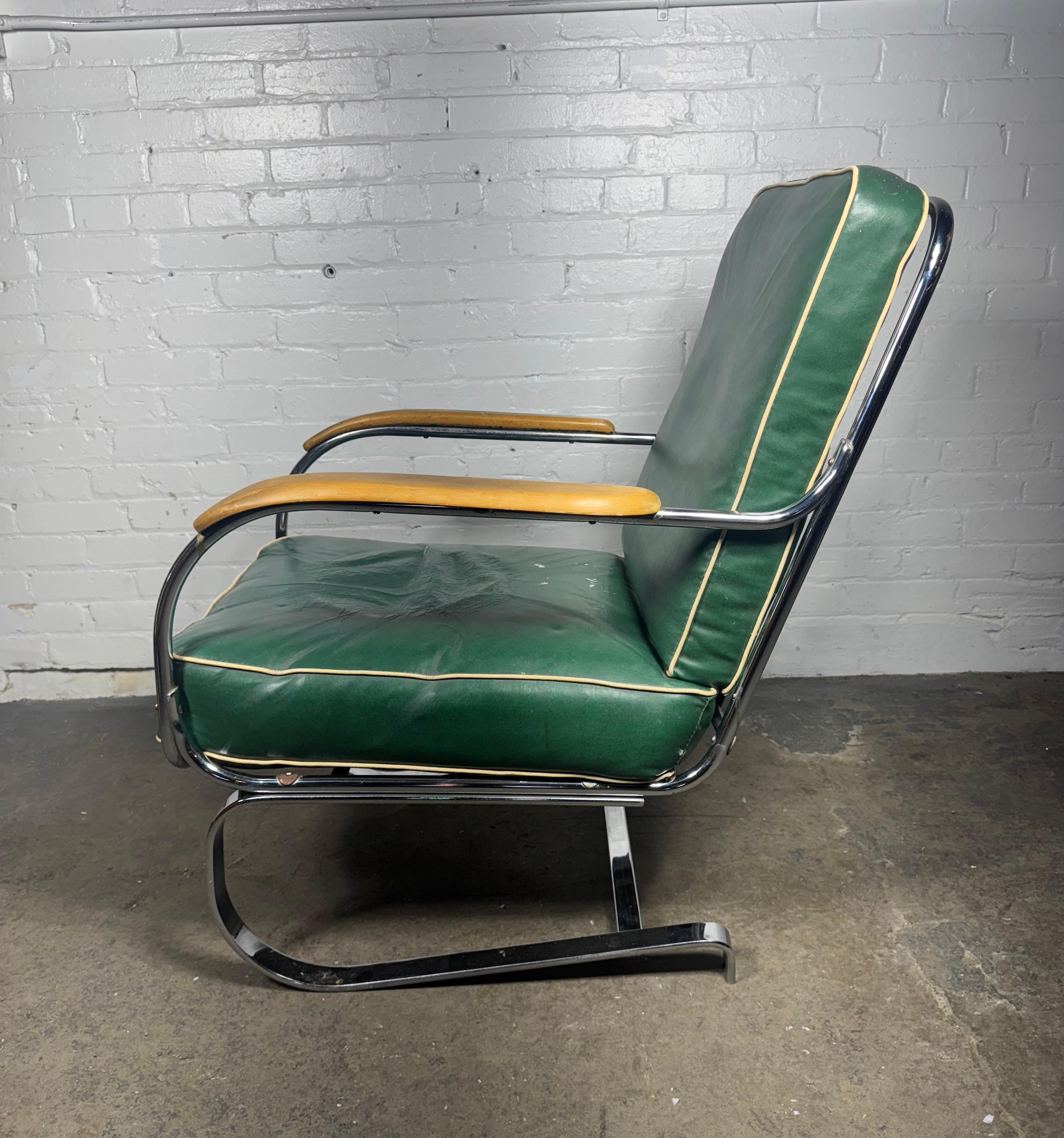 Chaise longue classique des années 1940, de l'ère Machin, fabriquée par KEM Weber pour Lloyds 