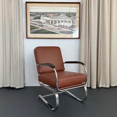 Chaise longue en cuir et chrome de Machine Age par Kem Weber