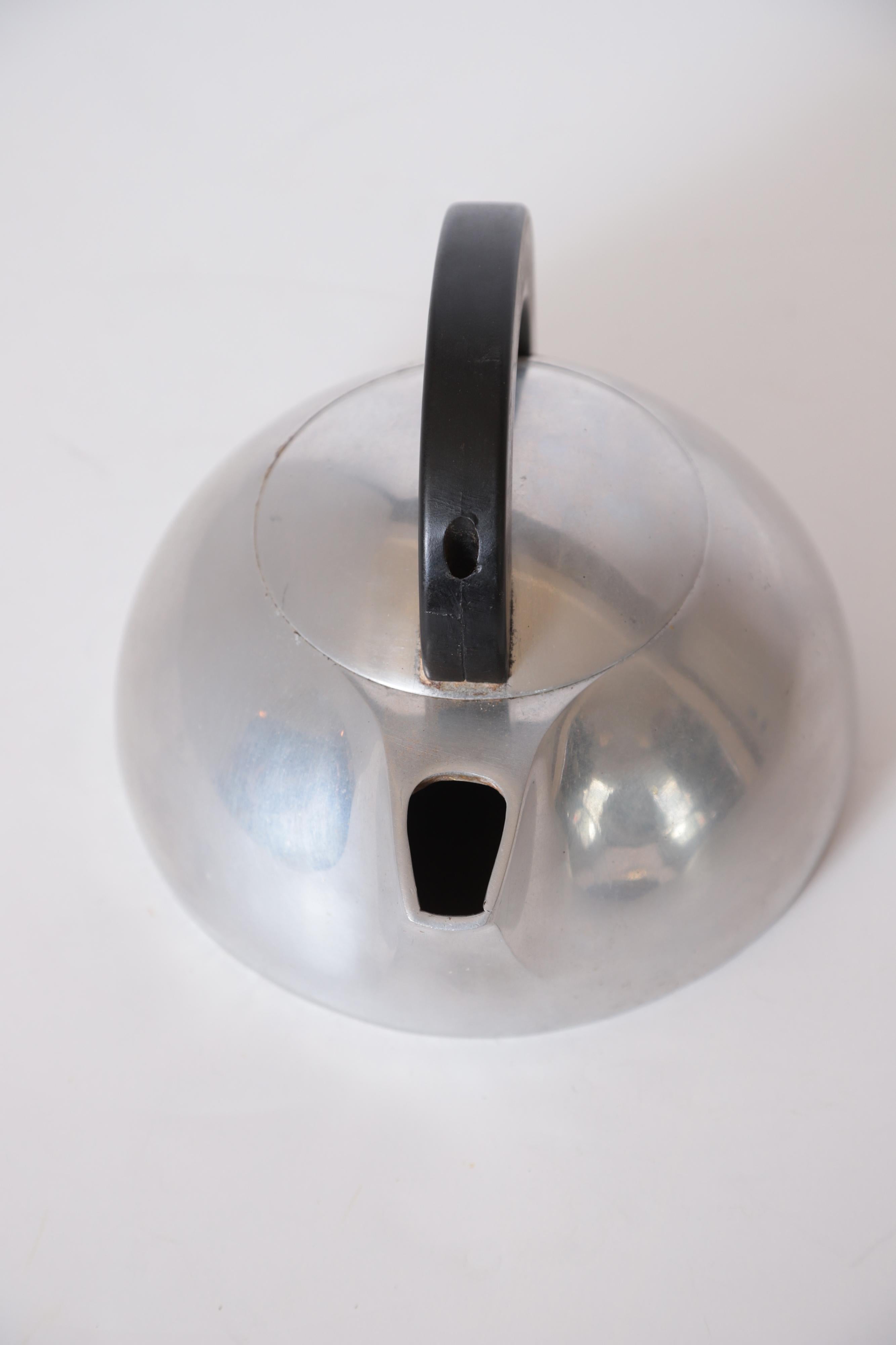 Machine Age Magnalite Water Kettle Industrial Design Classic John Gordon Rideout 7