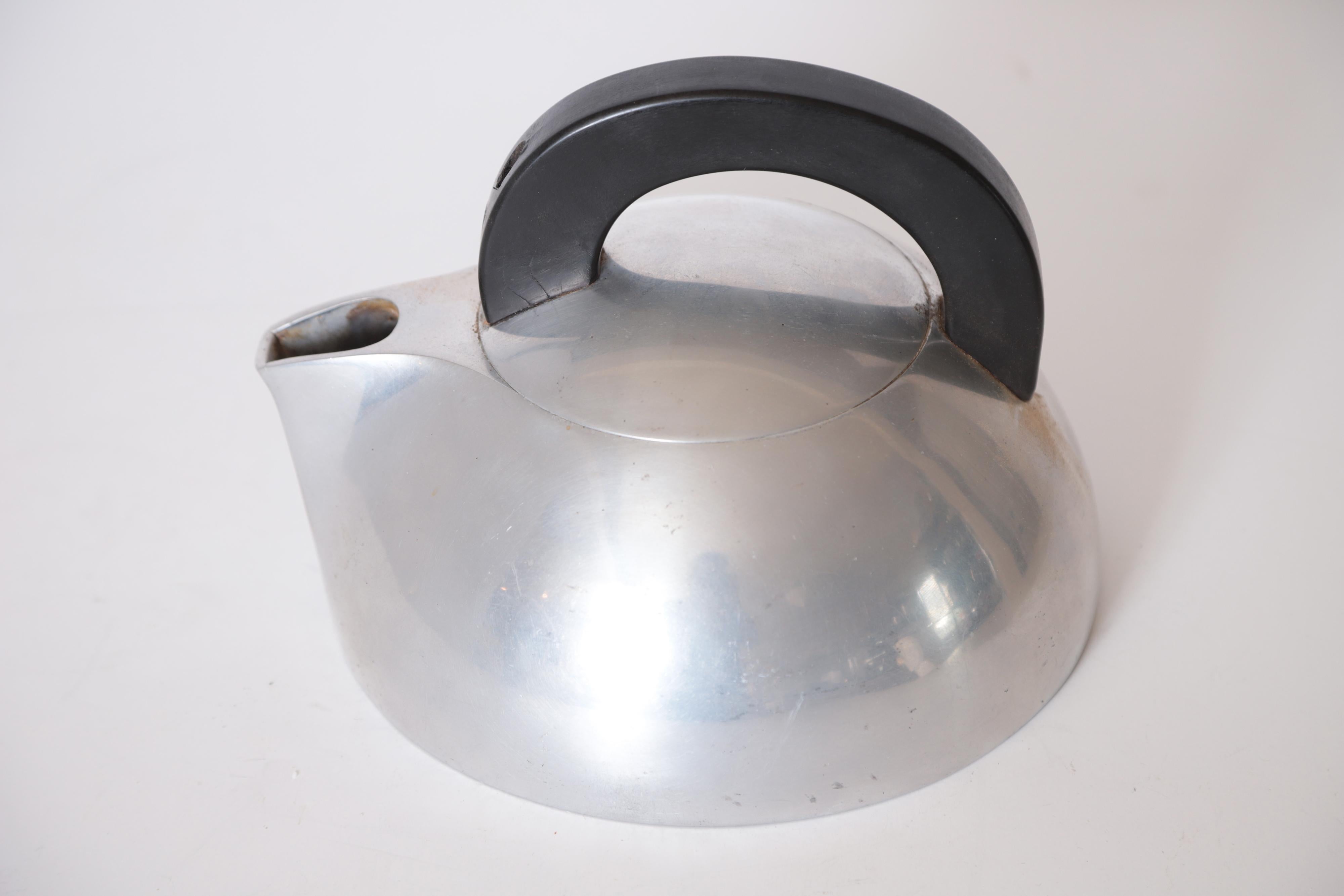 Machine Age Magnalite Water Kettle Industrial Design Classic John Gordon Rideout 13