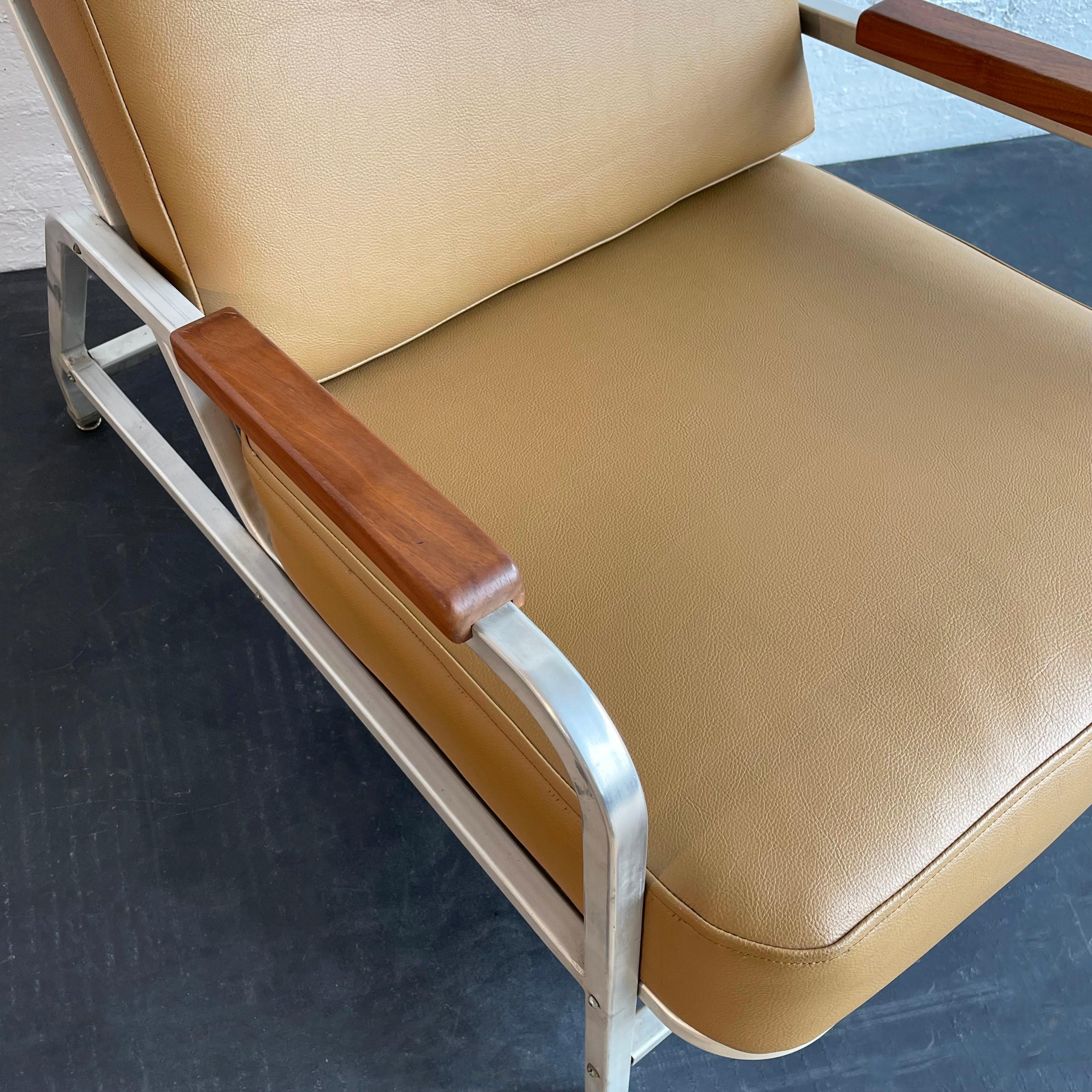 Machine-Age Mid-Century Aluminum Lounge Chair For Sale 1