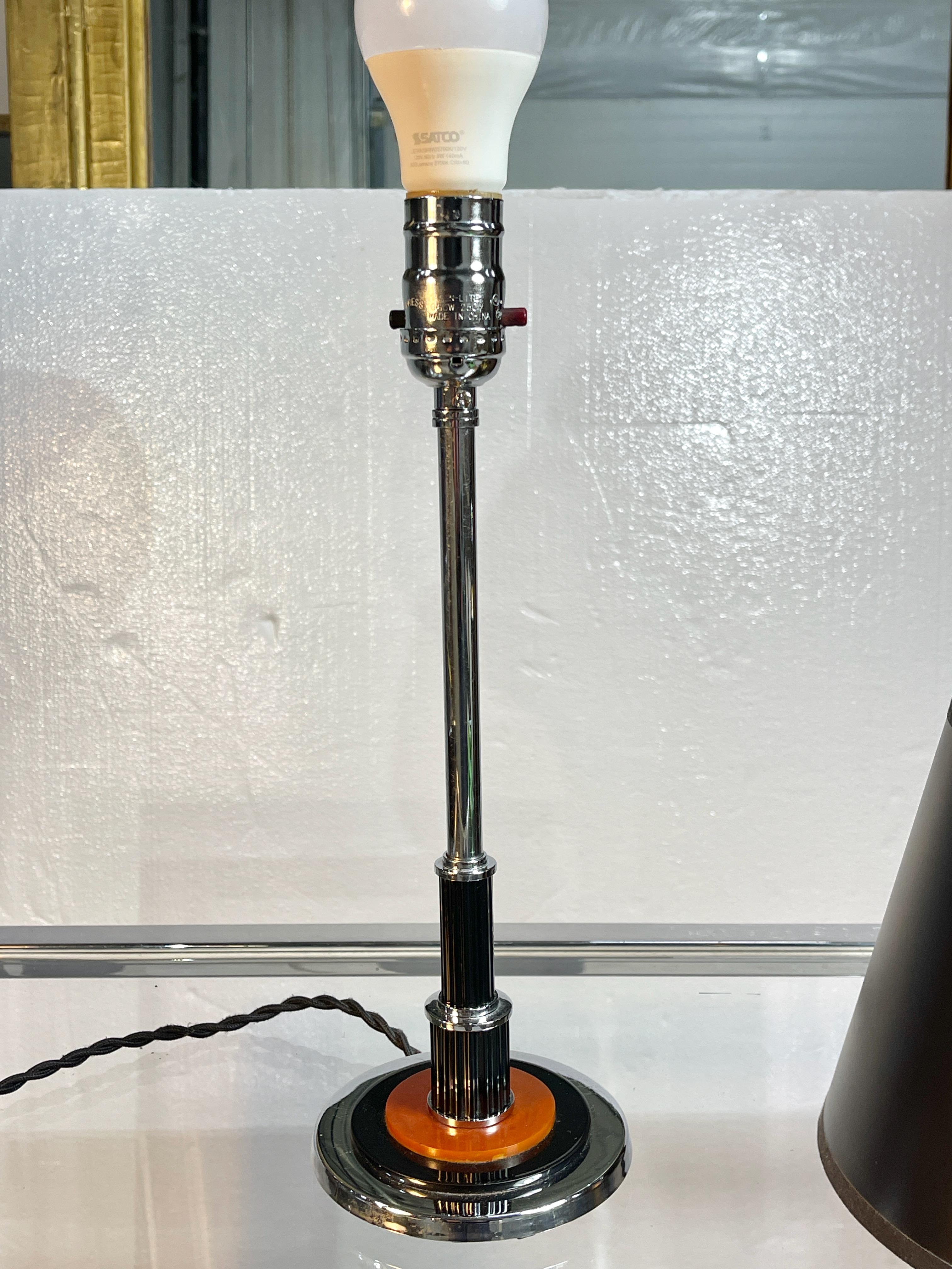 Lampe à poser Machine Age en vente 2