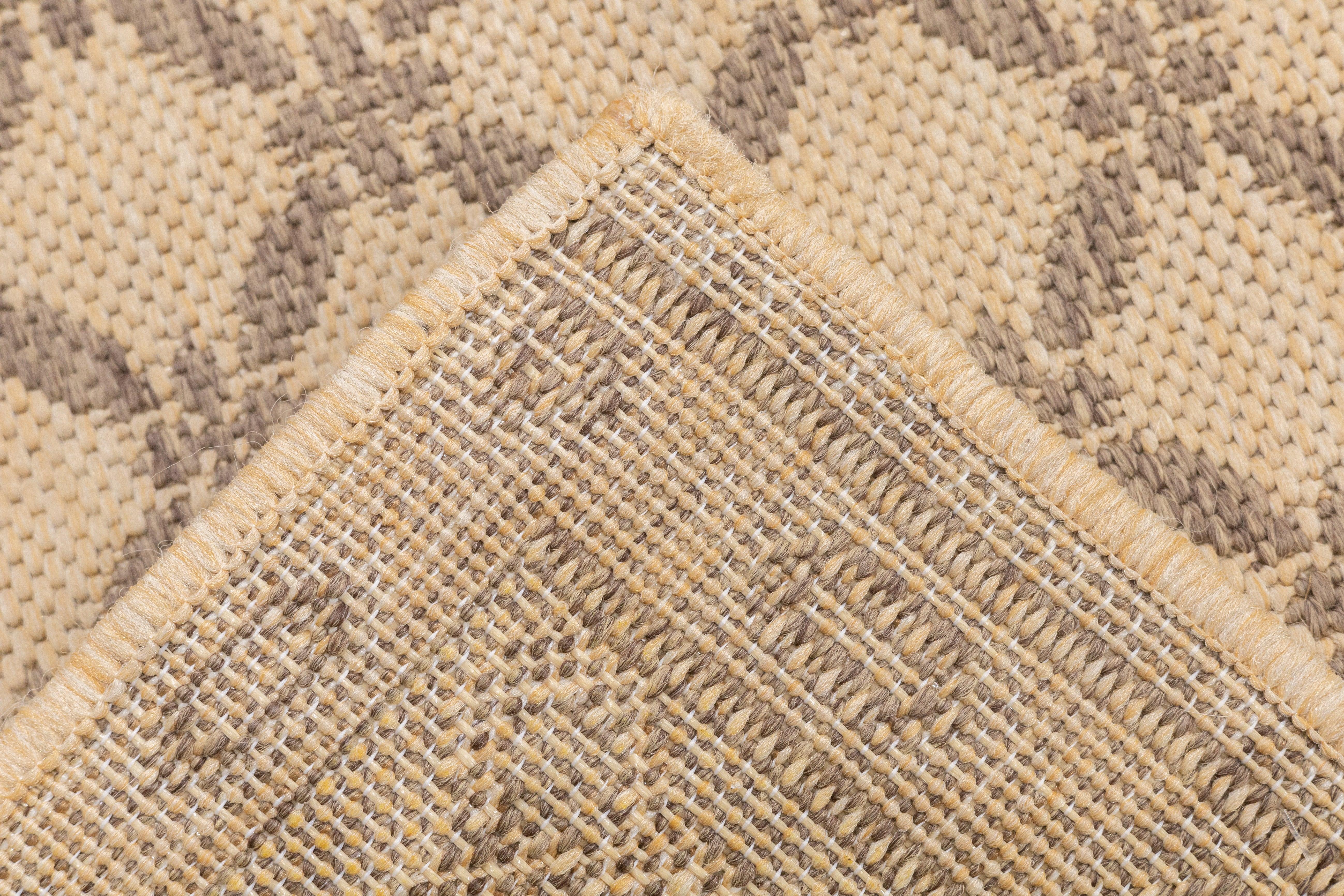 Machine Made Rug 5'2'' x 7'5'' For Sale 4