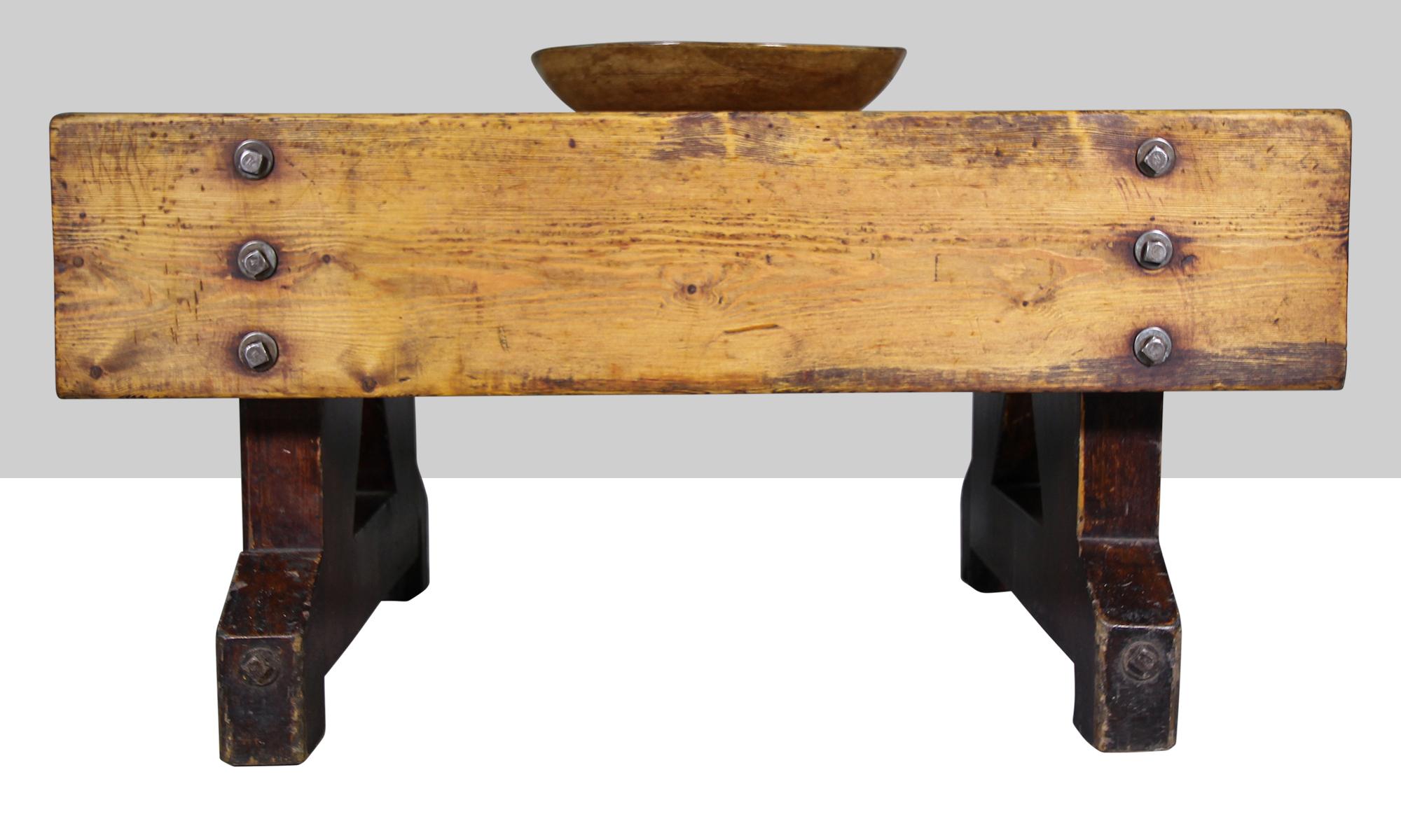 Machinists Pine Coffee Table In Good Condition In Culver City, CA