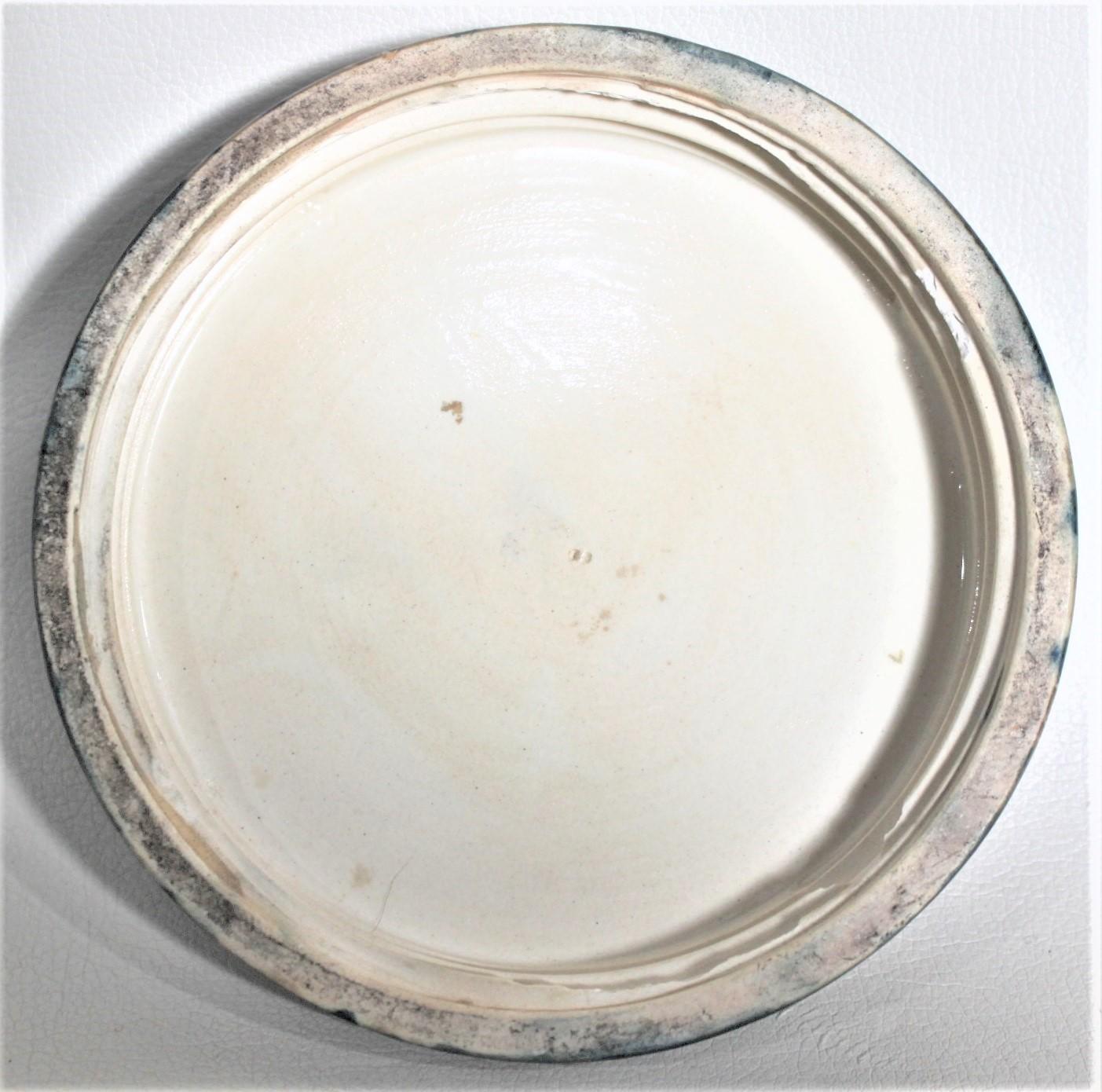 Pot à tabac ou commode à motif « Poppy » de MacIntyre Moorcroft en poterie d'art en vente 5