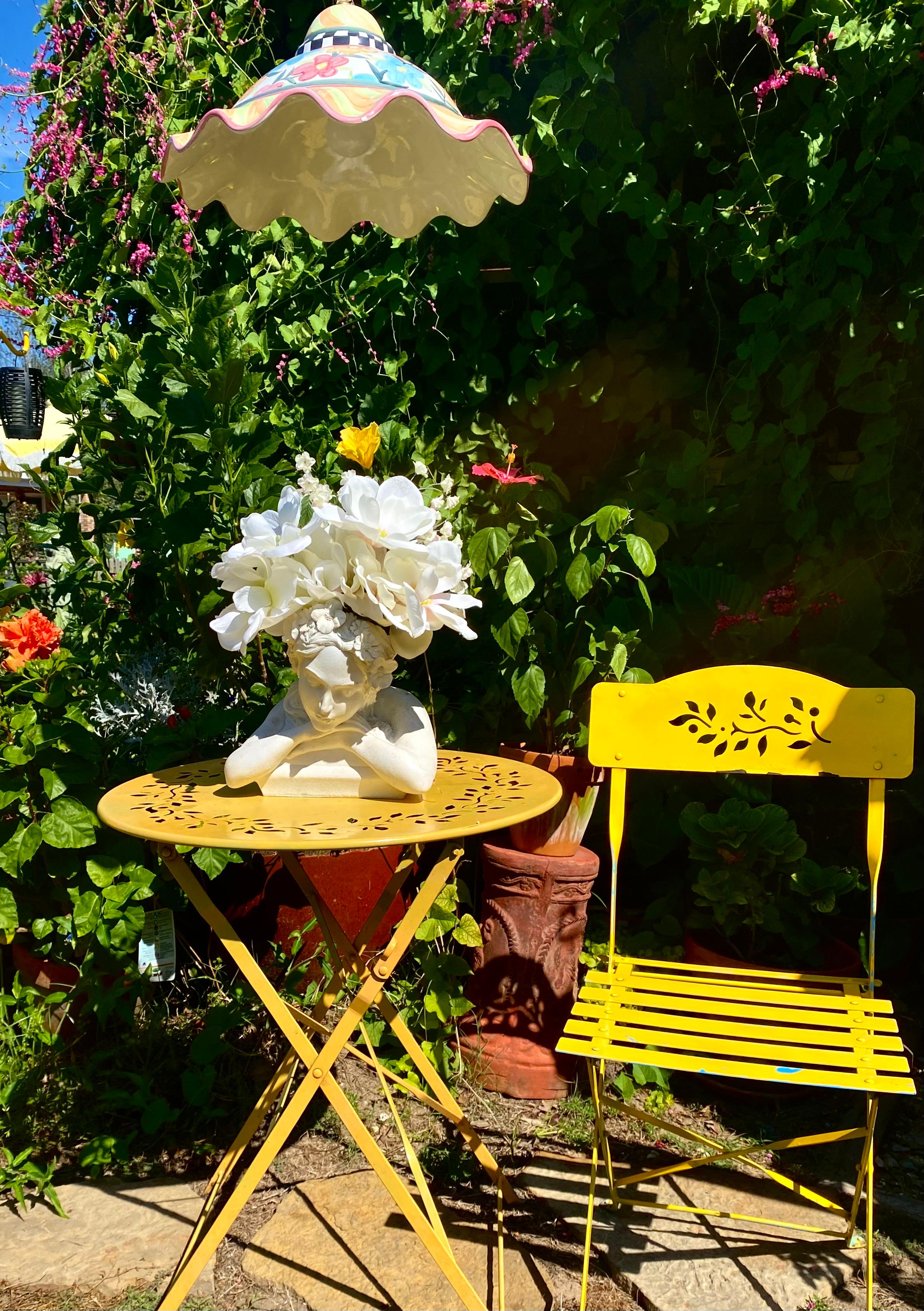 Lampada a sospensione scanalata Mackenzie Childs Painted Garden in vendita 9