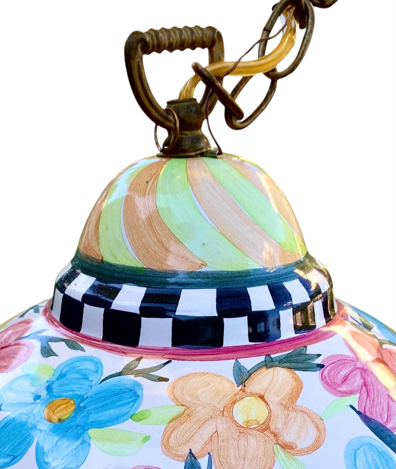 Lampada a sospensione scanalata Mackenzie Childs Painted Garden In condizioni buone in vendita a New Orleans, LA