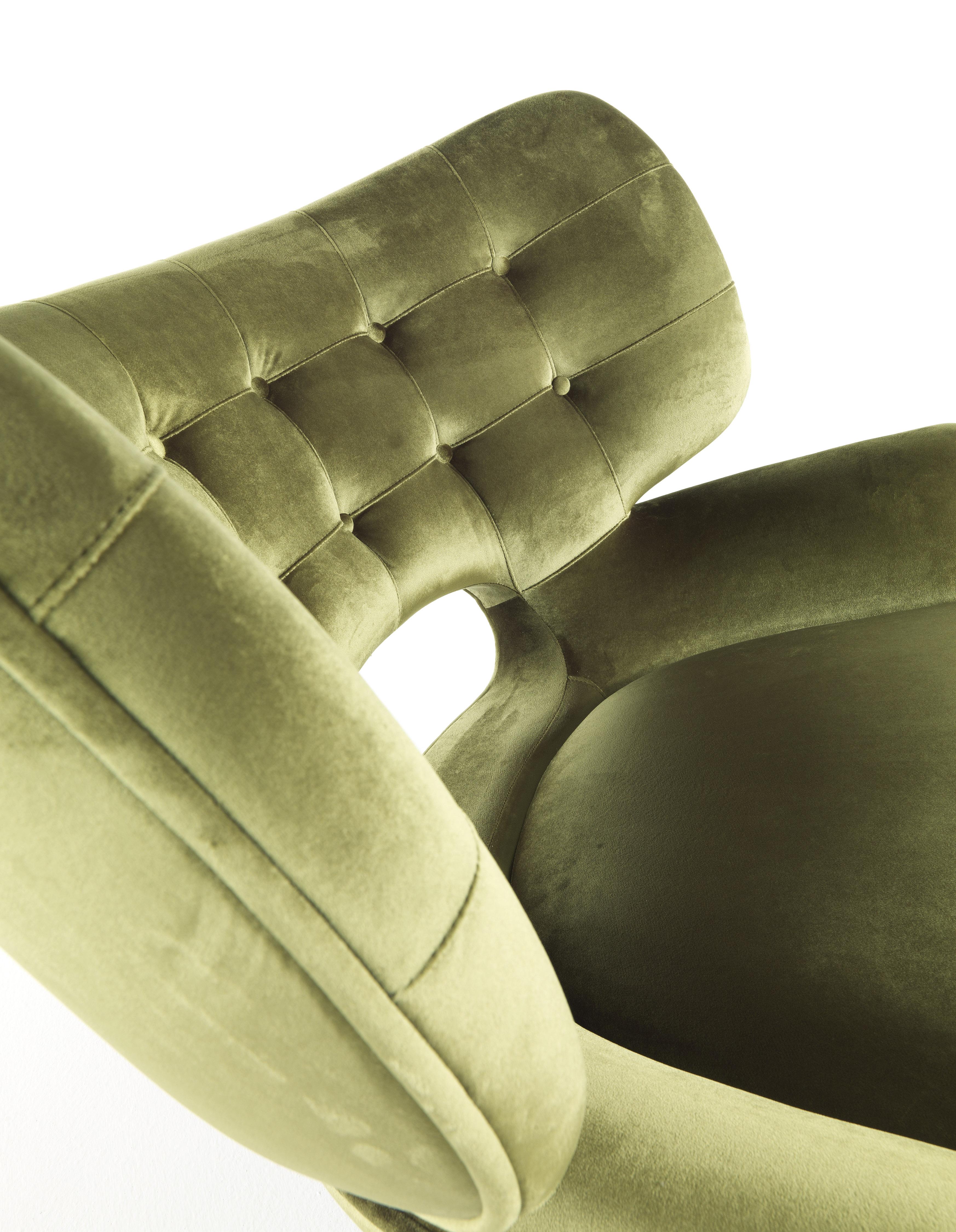 Italian 21st Century Maclaine Armchair in Velvet by Roberto Cavalli Home Interiors  For Sale
