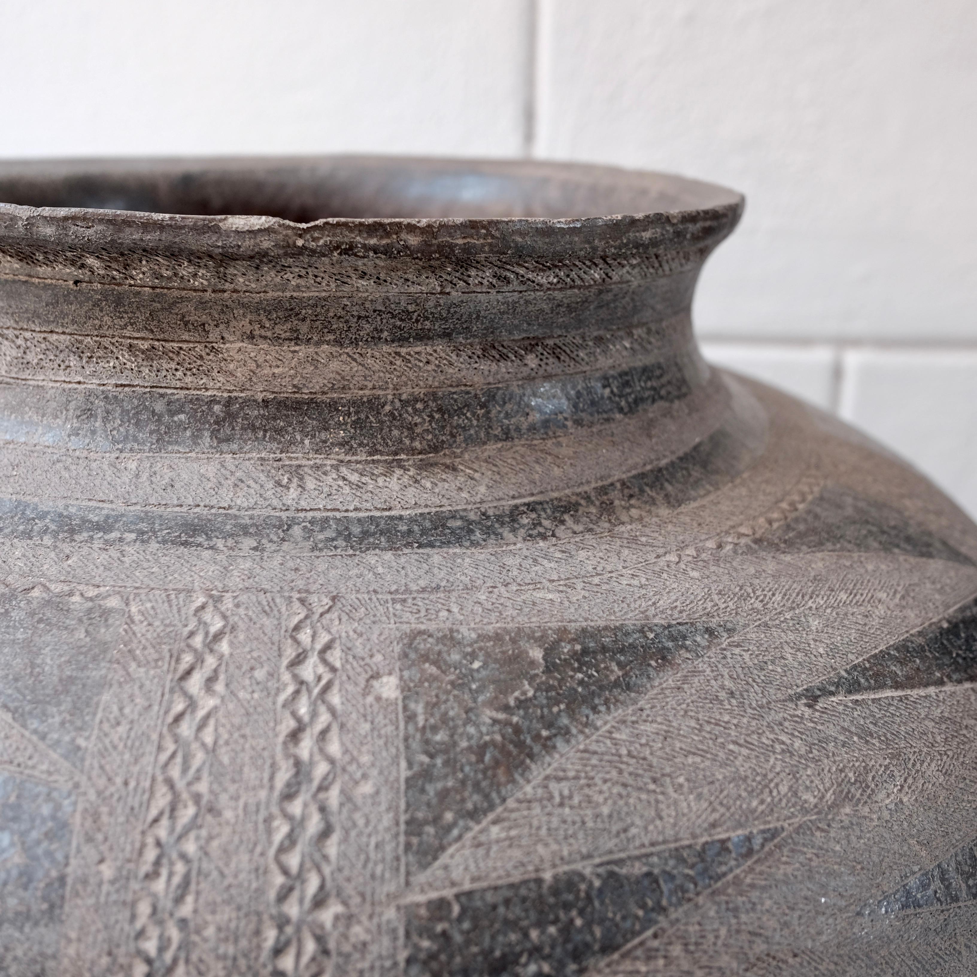 Maconde Water Pot from Mozambique, Africa 1