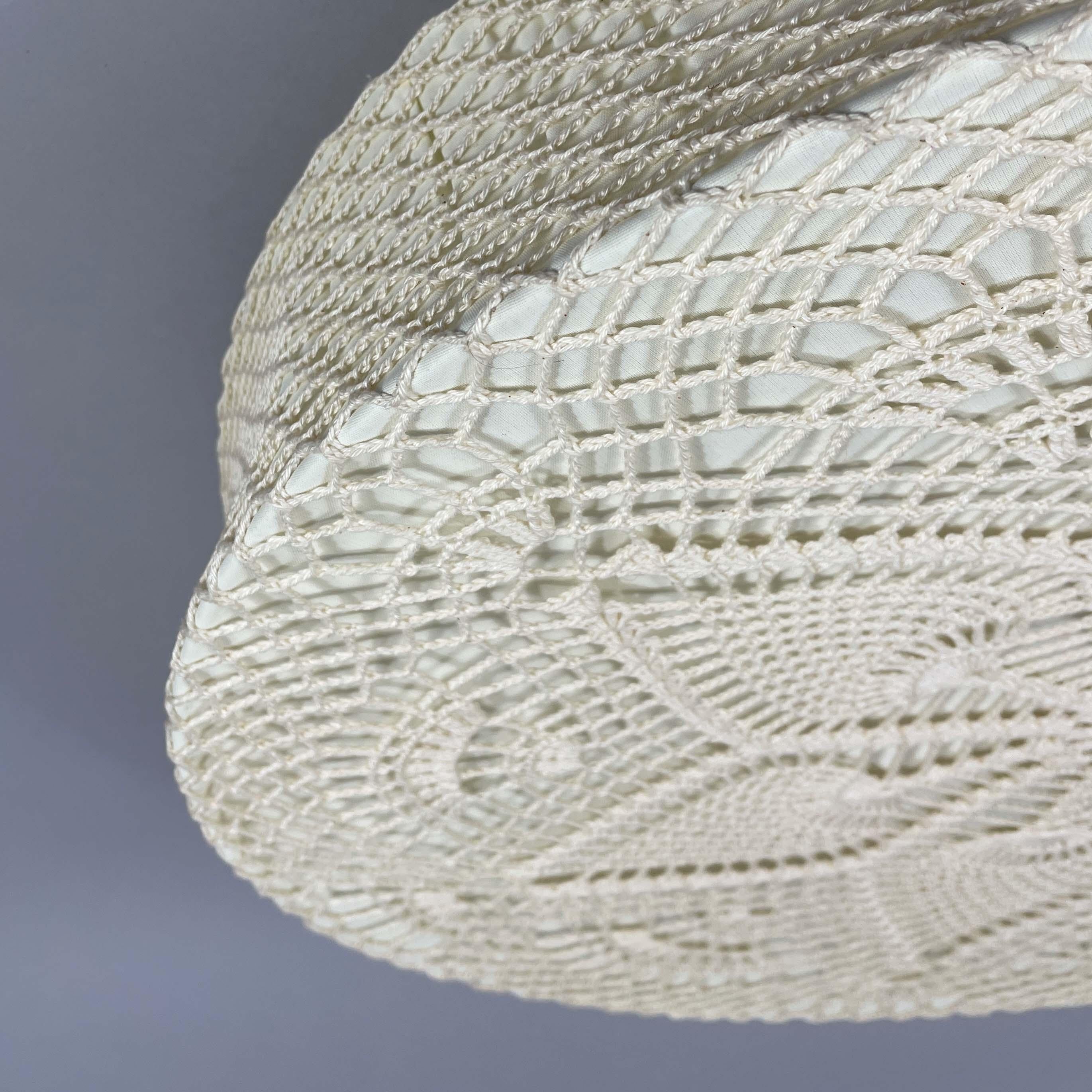 Plafonnier en tissu Macrame crème encastré, Suède, années 1960 à 1970 en vente 1