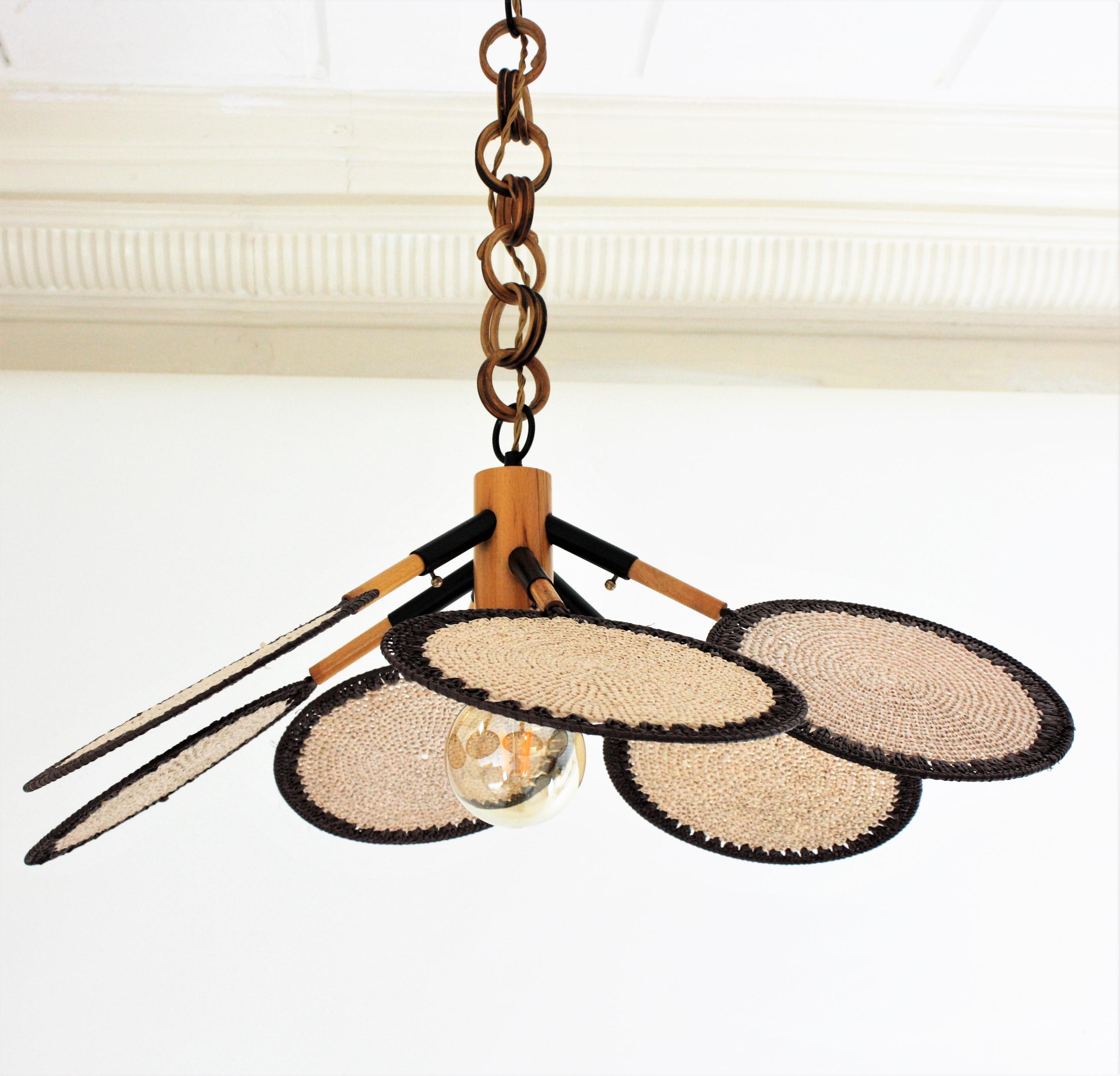 Macrame Fiber Rattan 'Uchiwa' Chandelier / Pendant, 1970s For Sale 2