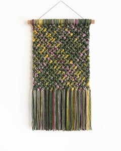 Appendiabiti da parete in macramè, arazzo in fibra d'arte, PINGUIA#8  - TAMAR SAMPLONIUS