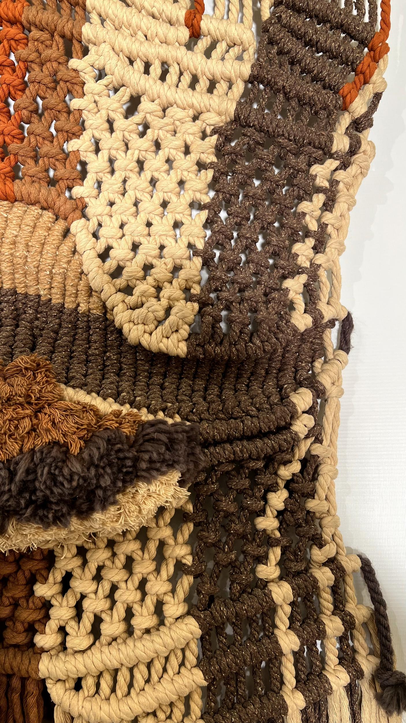 Macramé wall tapestry, Spain, circa 1970 In Good Condition For Sale In Paris, FR