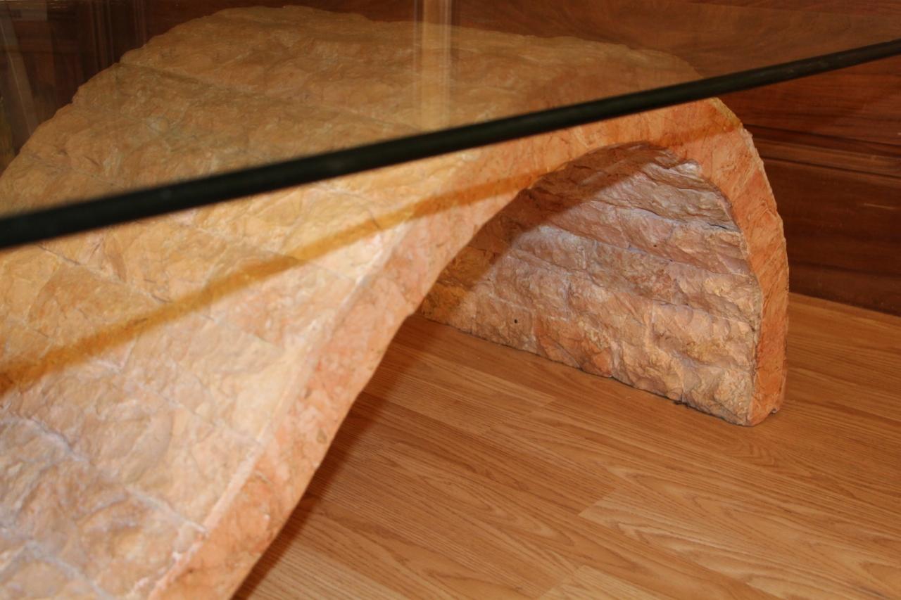 Table basse en pierre Mactan par Magnussen Ponte, années 1980 en vente 4